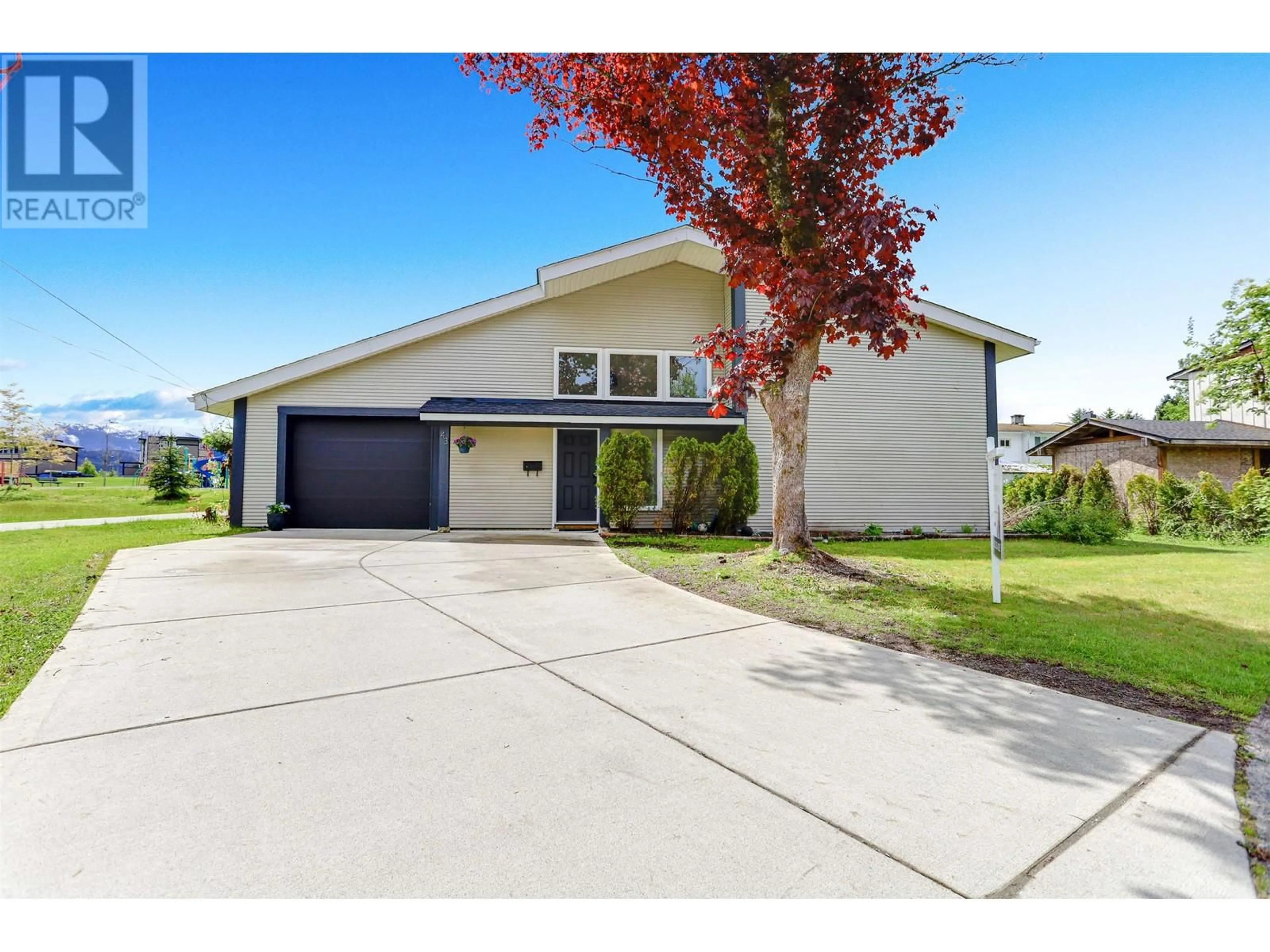 Home with vinyl exterior material, street for 43 PINTAIL STREET, Kitimat British Columbia V8C1L8