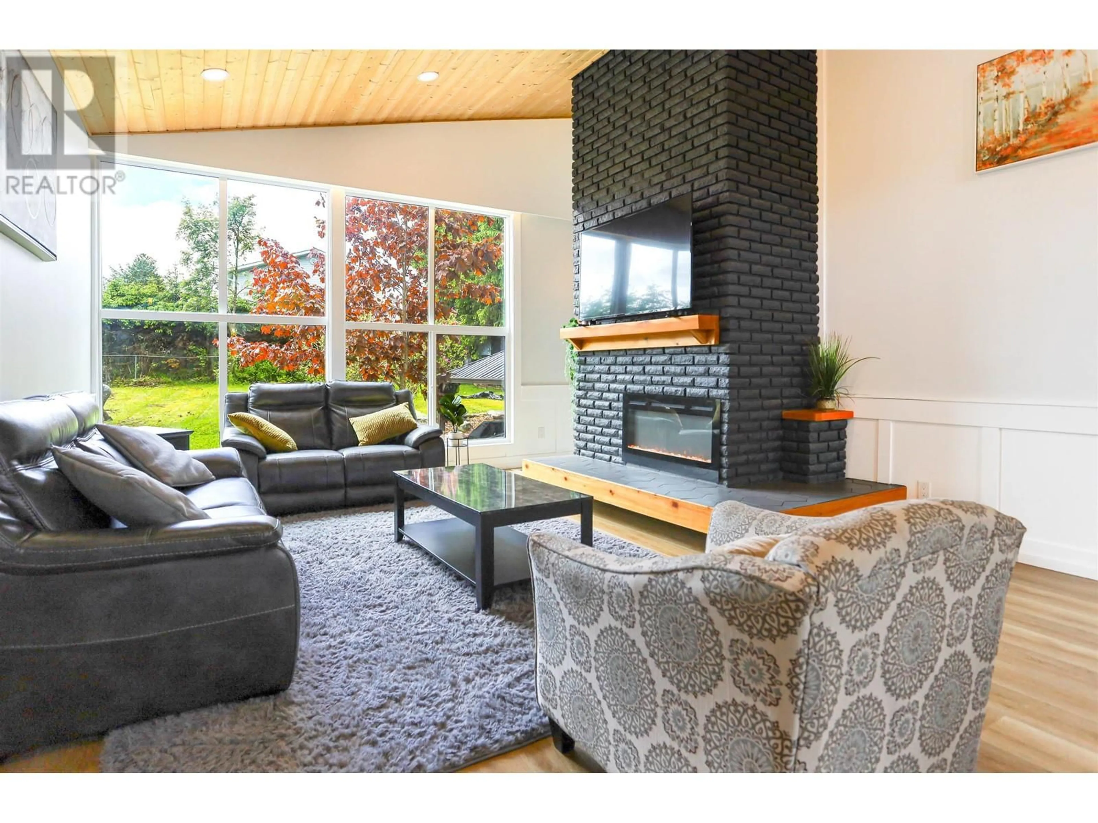 Living room with furniture, unknown for 43 PINTAIL STREET, Kitimat British Columbia V8C1L8