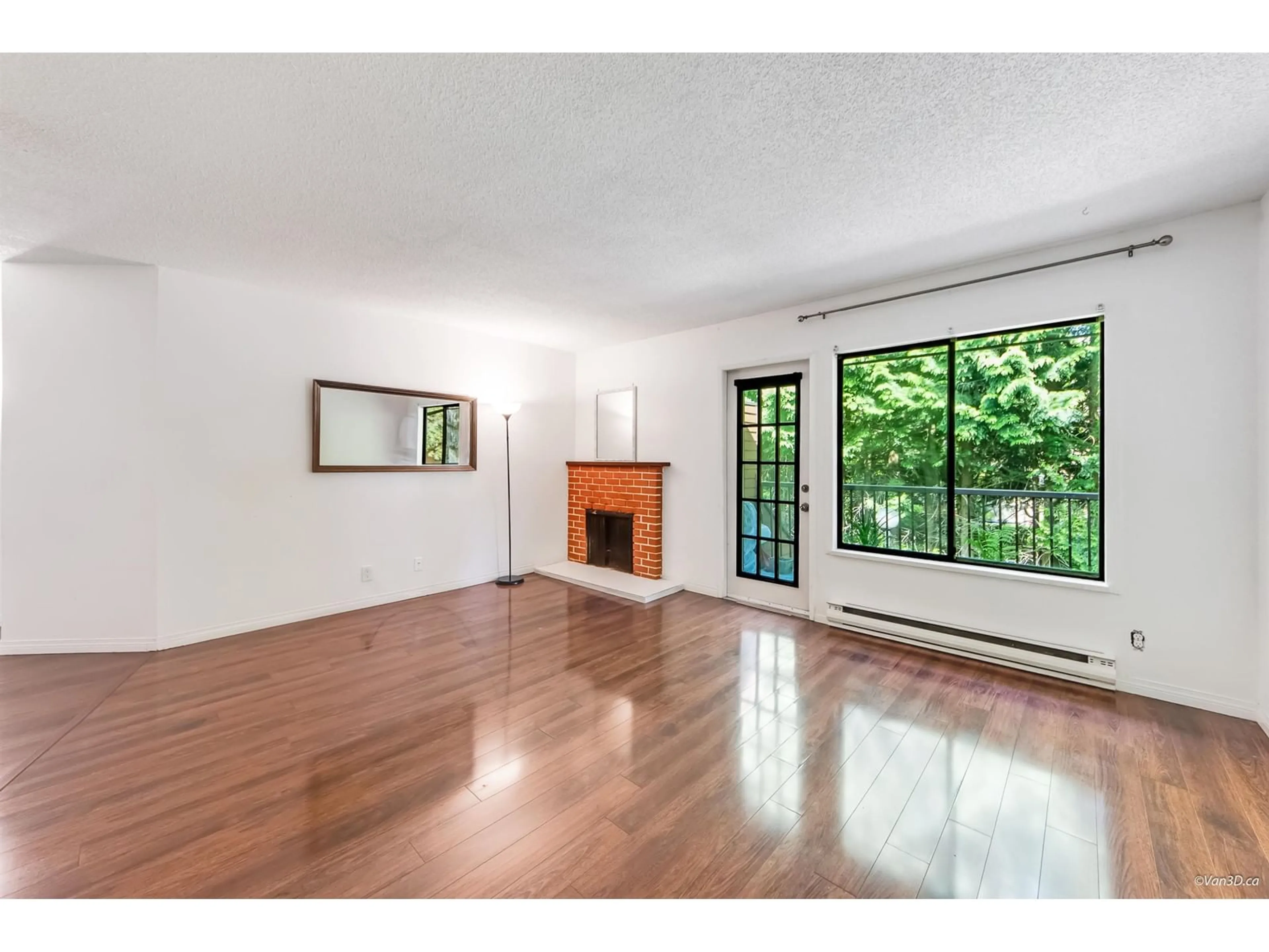 A pic of a room for 1214 - 10620 150, Surrey British Columbia V3R7S1