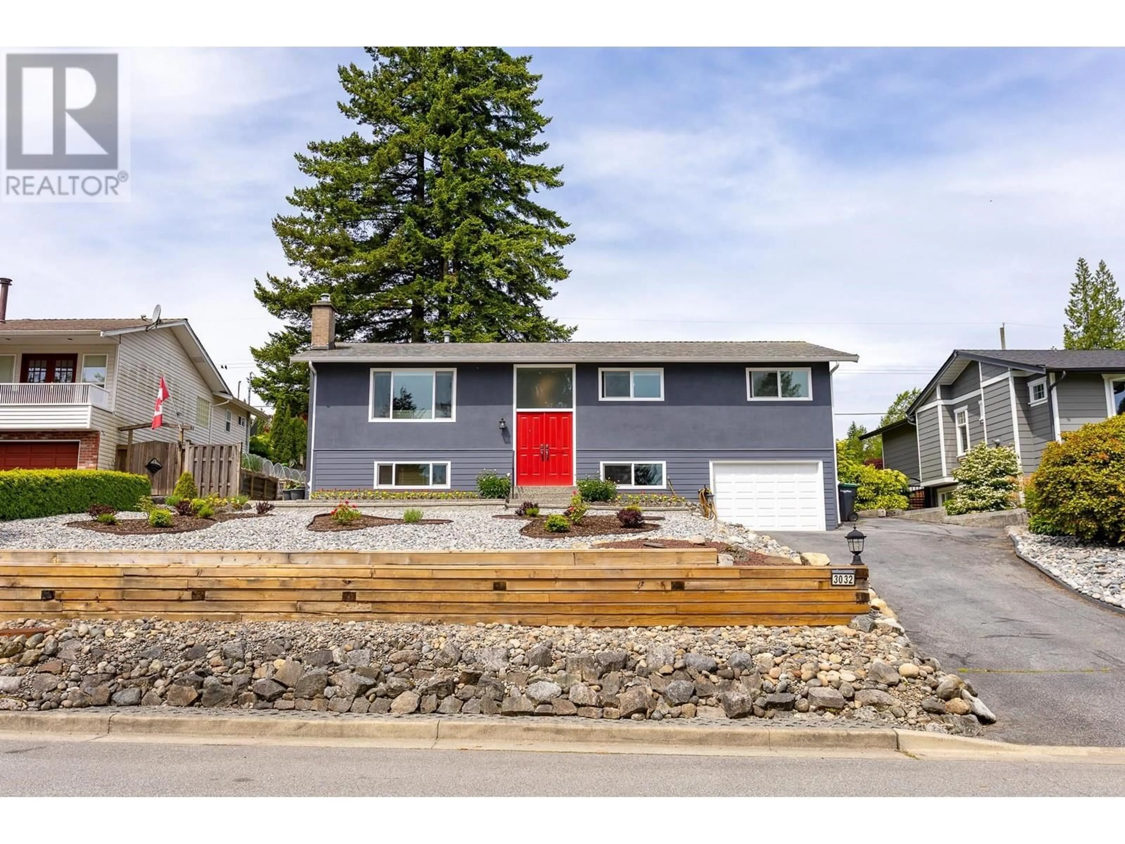 Home with vinyl exterior material, street for 3032 ARMADA STREET, Coquitlam British Columbia V3C3S3