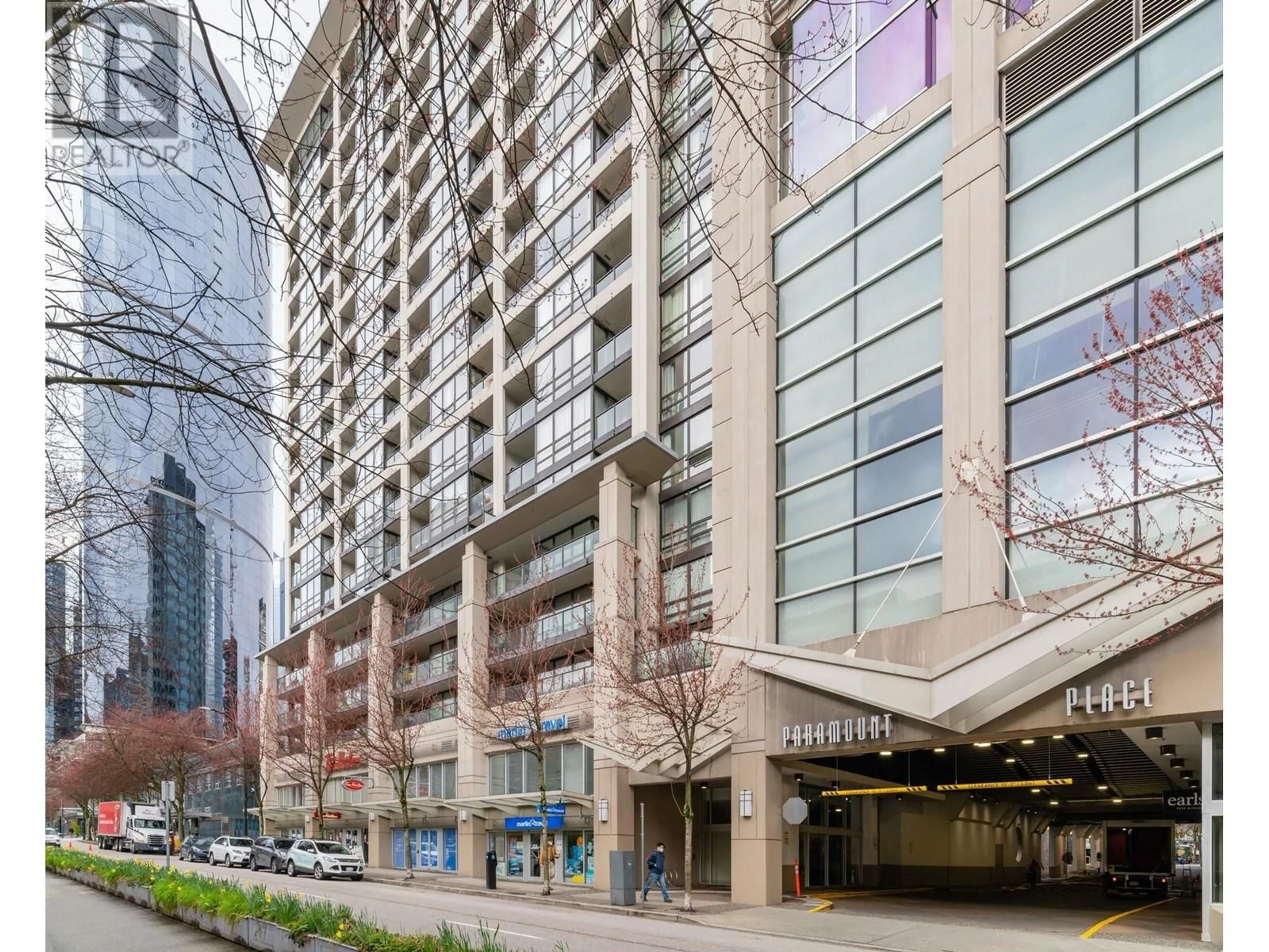 Indoor foyer for 407 - 933 HORNBY STREET, Vancouver British Columbia V6Z3G4