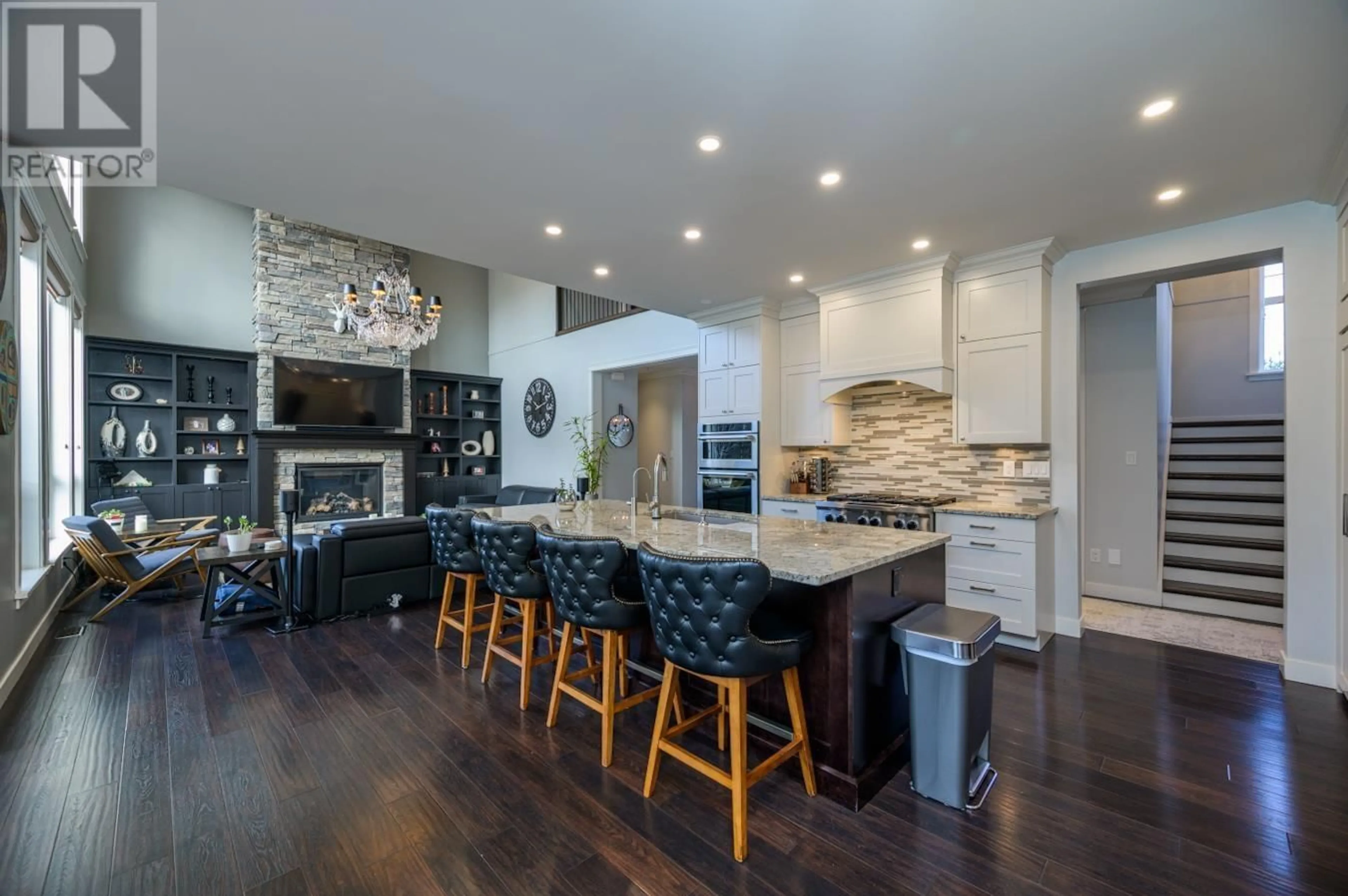 Open concept kitchen, unknown for 10888 LOLLAND CRESCENT, Prince George British Columbia V2N6L3