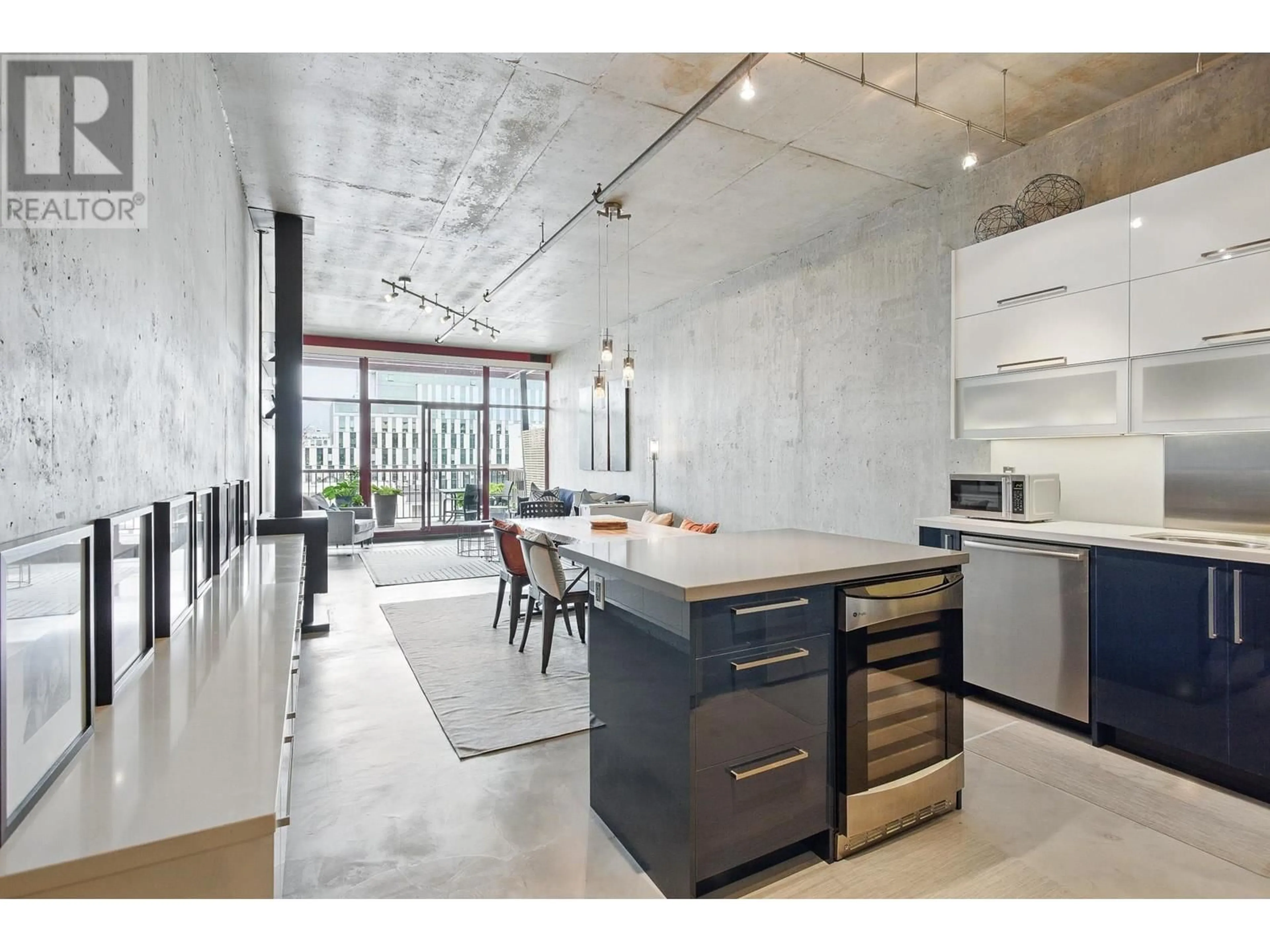 Open concept kitchen, unknown for 303 - 128 6TH AVENUE, Vancouver British Columbia V5Y1K6