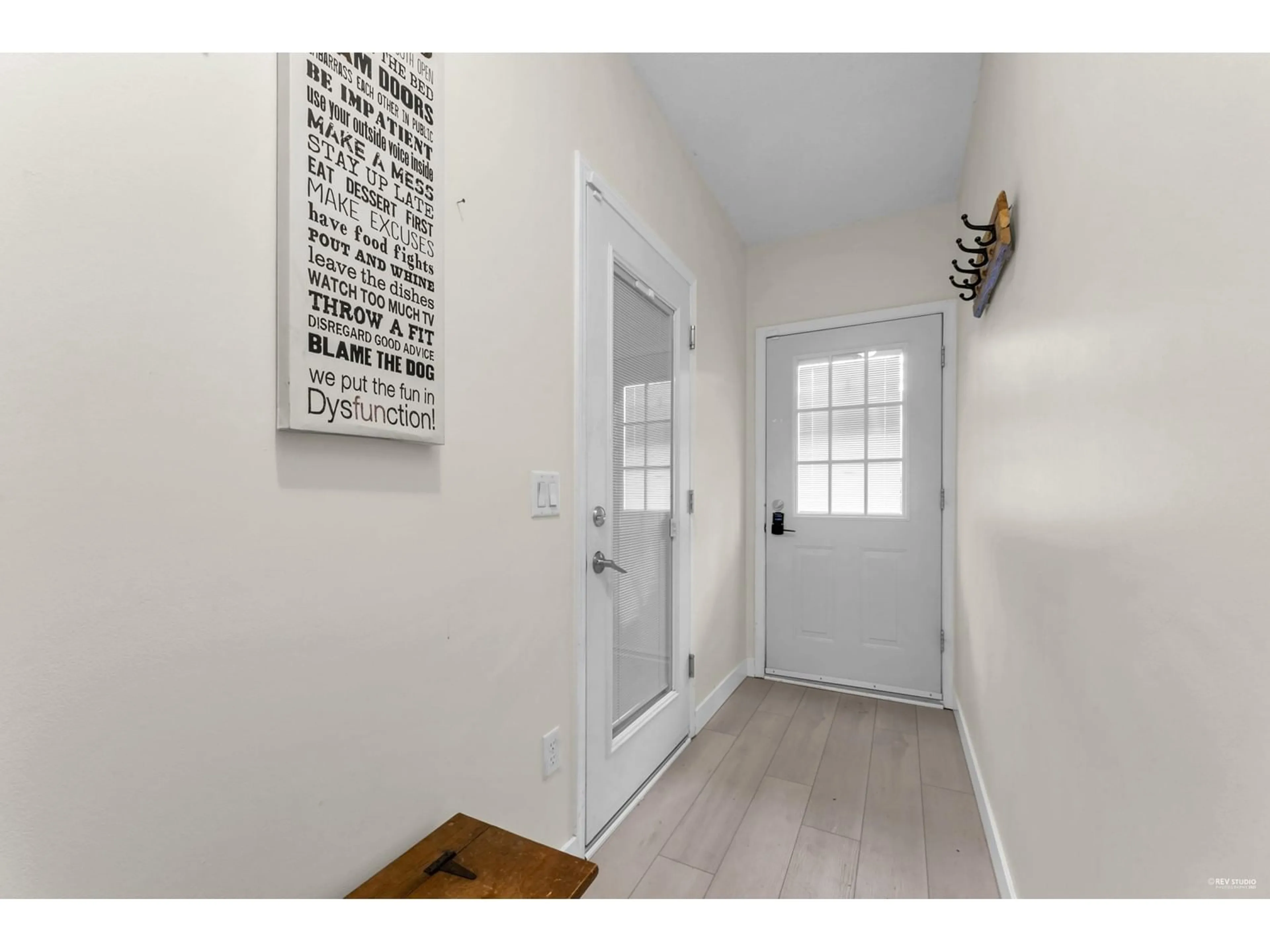 Indoor entryway for 31 - 20560 66, Langley British Columbia V2Y2Y8