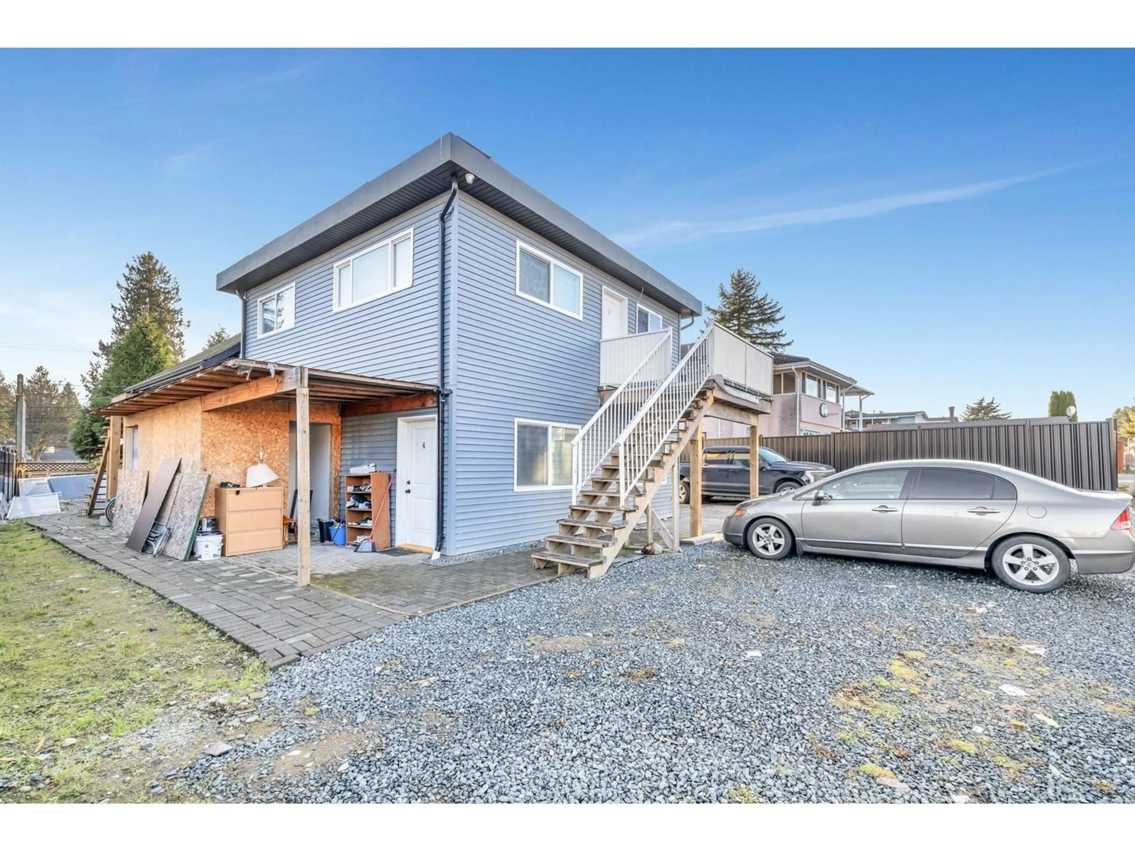 Unknown for 13065 96, Surrey British Columbia V3V1Y2