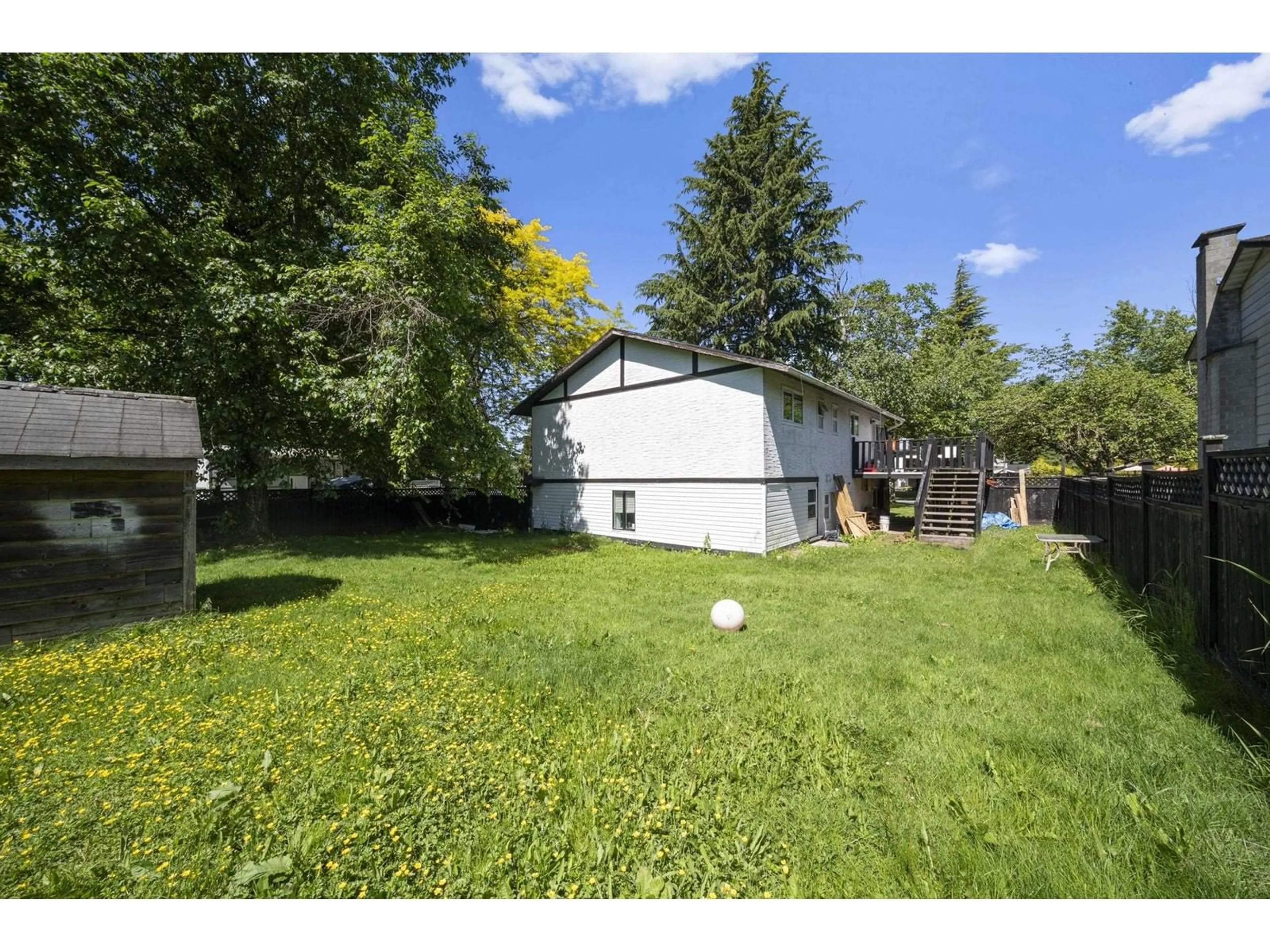 Unknown for 6194 PALOMINO, Surrey British Columbia V3S5B6