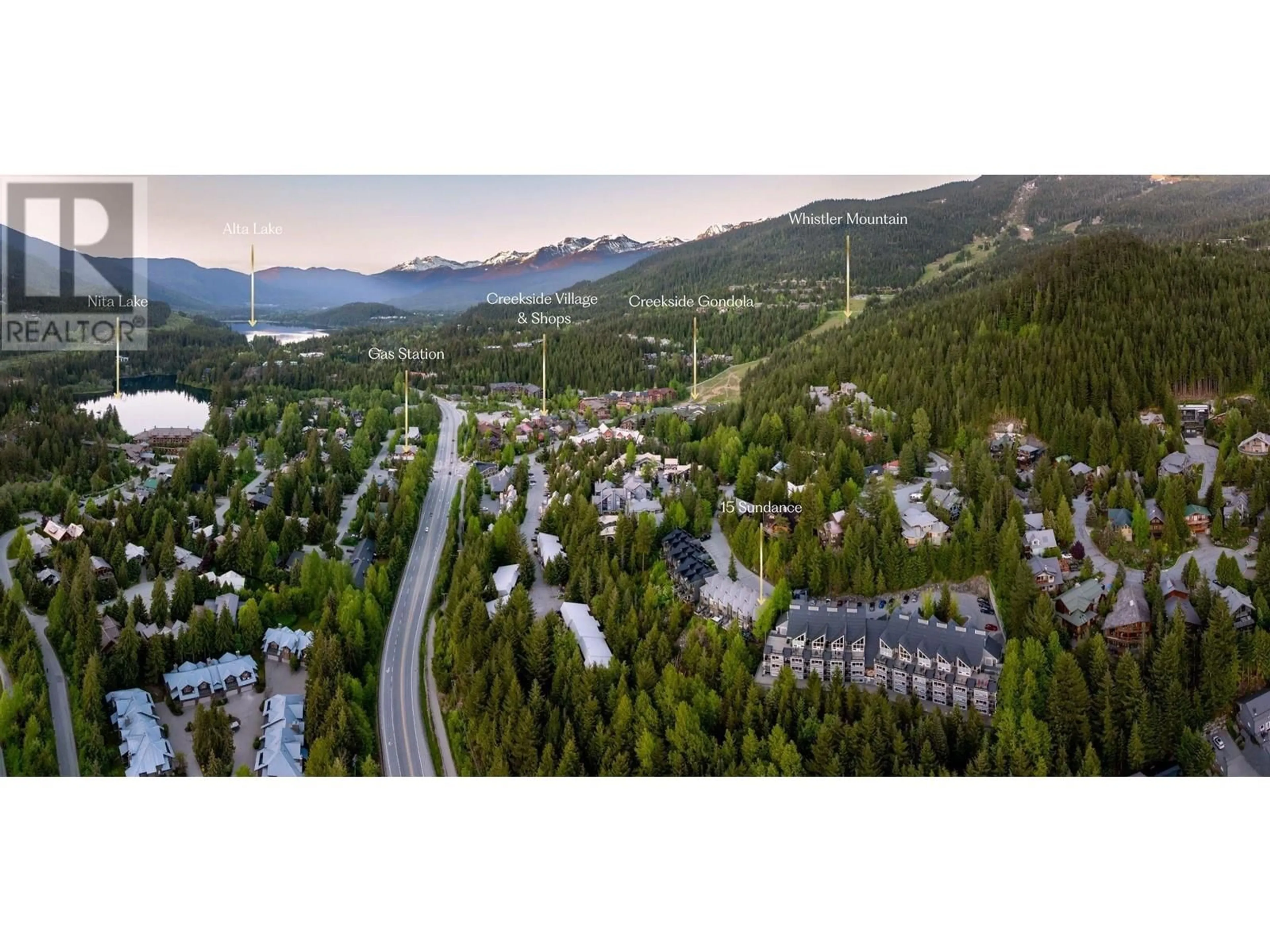 A pic from outside/outdoor area/front of a property/back of a property/a pic from drone, mountain view for 15 - 2221 GONDOLA WAY, Whistler British Columbia V8E0M8