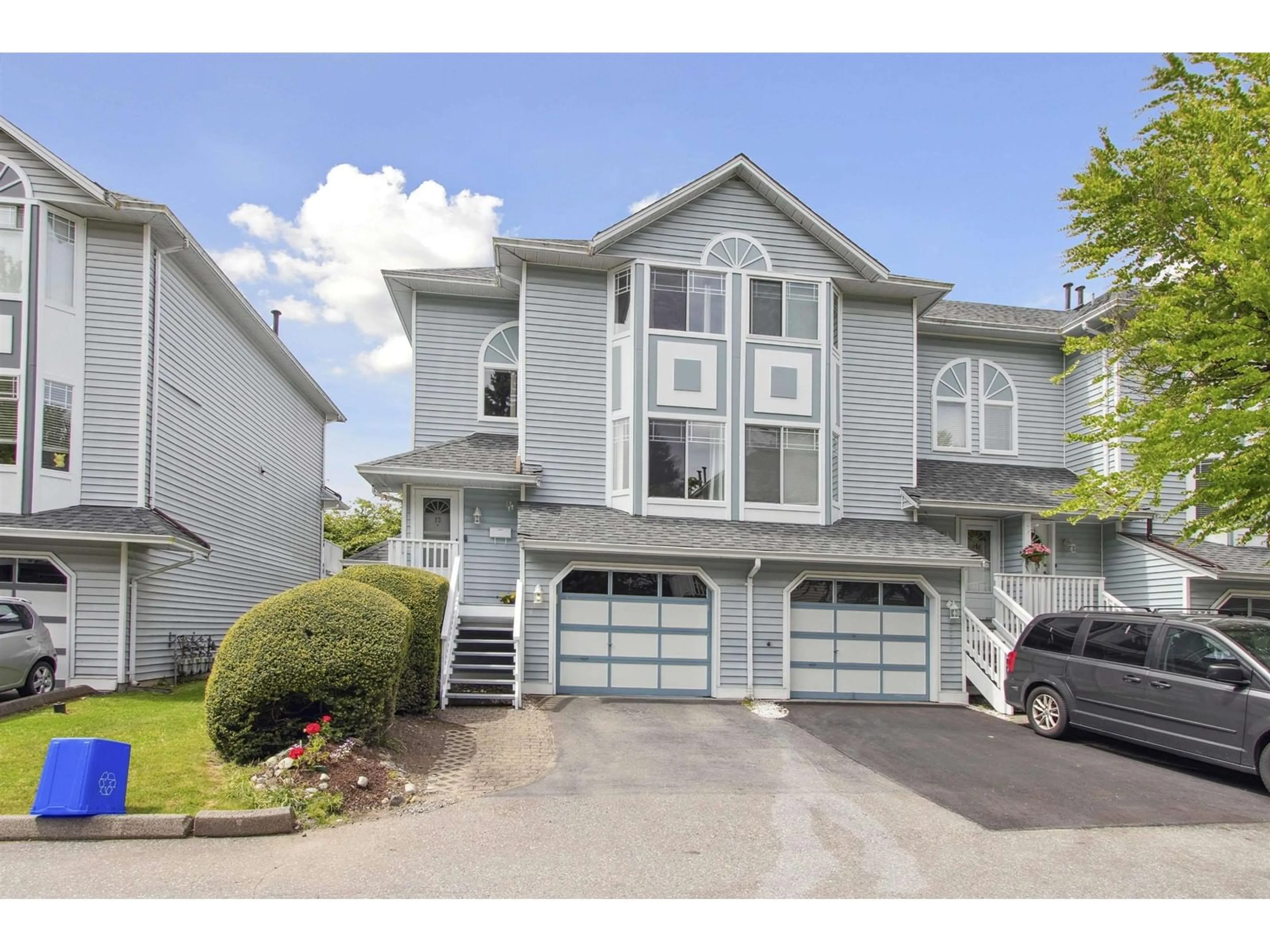 Unknown for 13 - 15550 89, Surrey British Columbia V3R1N1