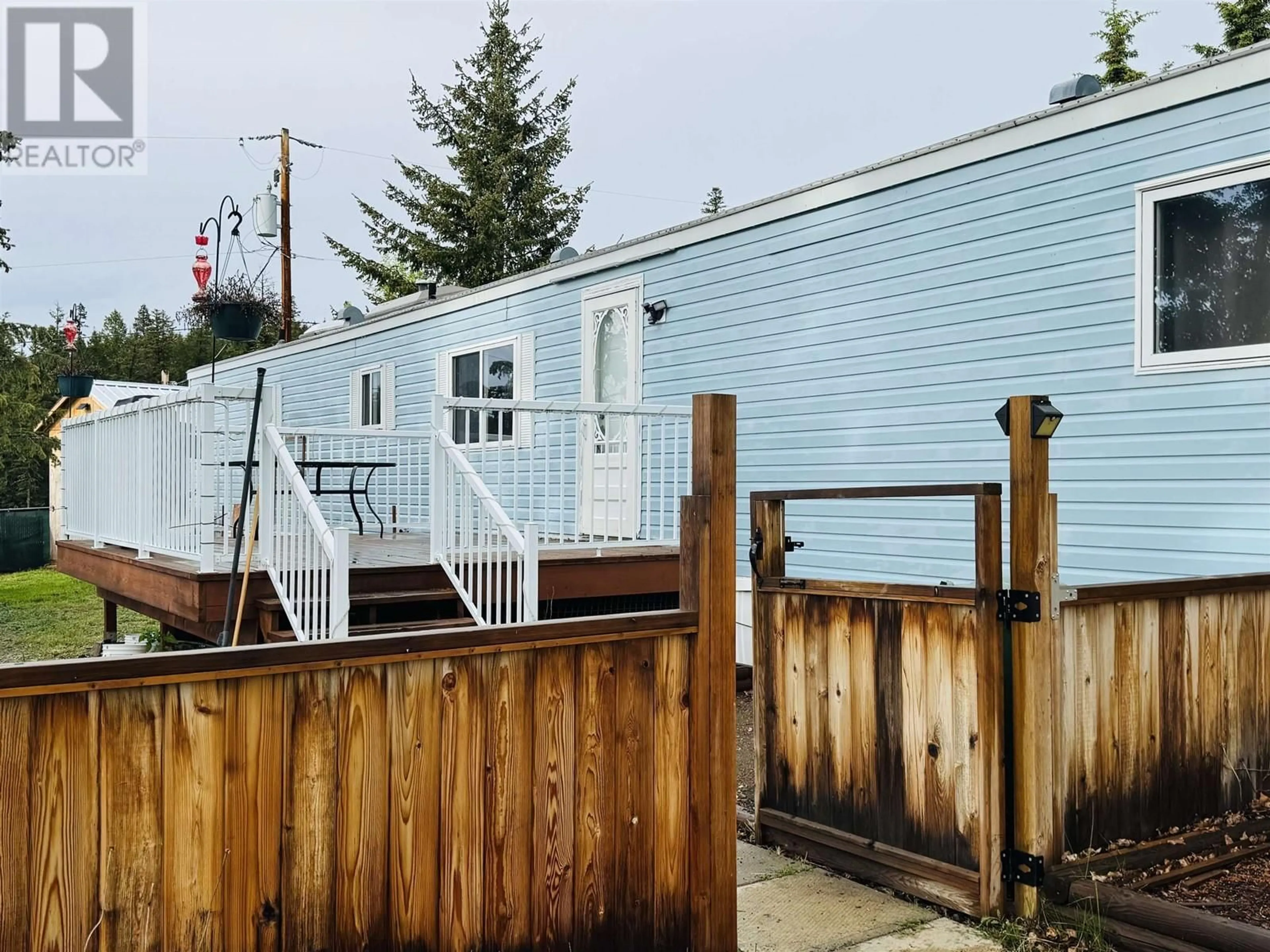 Home with vinyl exterior material, unknown for 43 - 997 CHILCOTIN 20 HIGHWAY, Williams Lake British Columbia V2G4X7