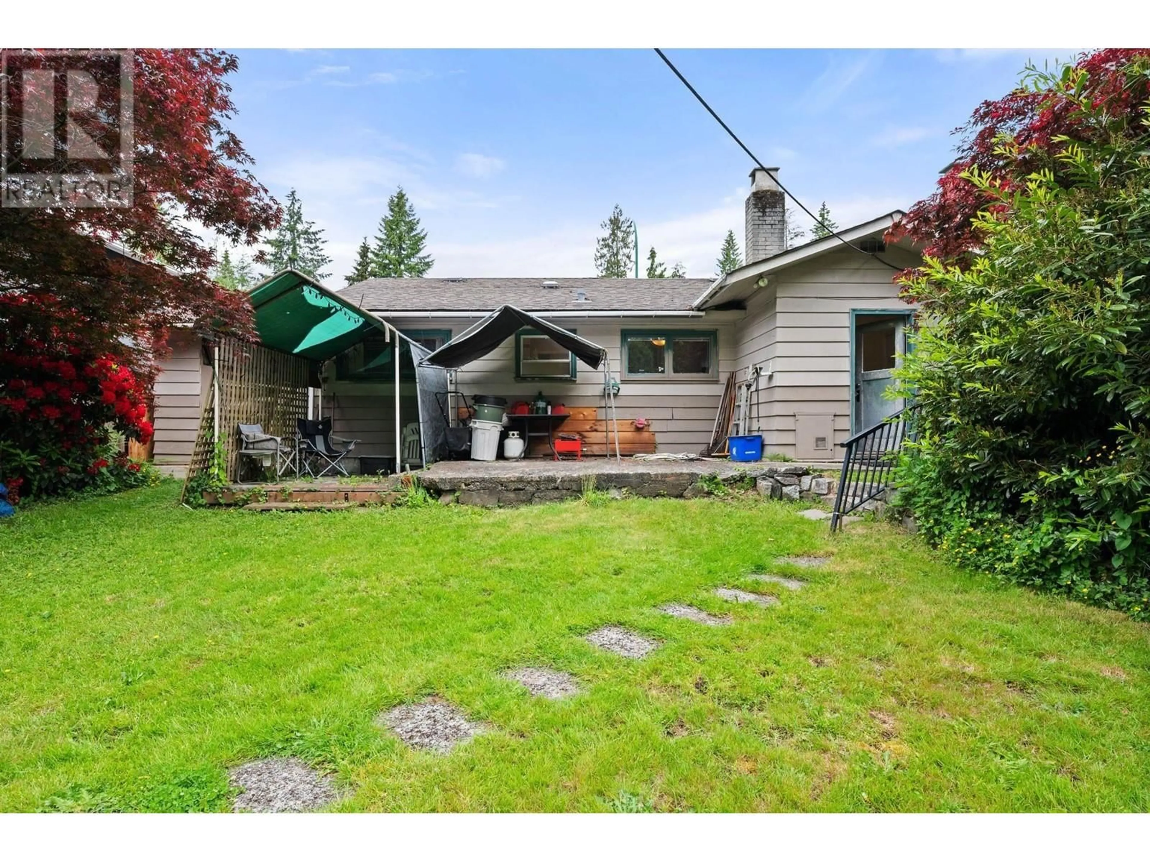 Unknown for 765 LYNN VALLEY ROAD, North Vancouver British Columbia V7J1Z5