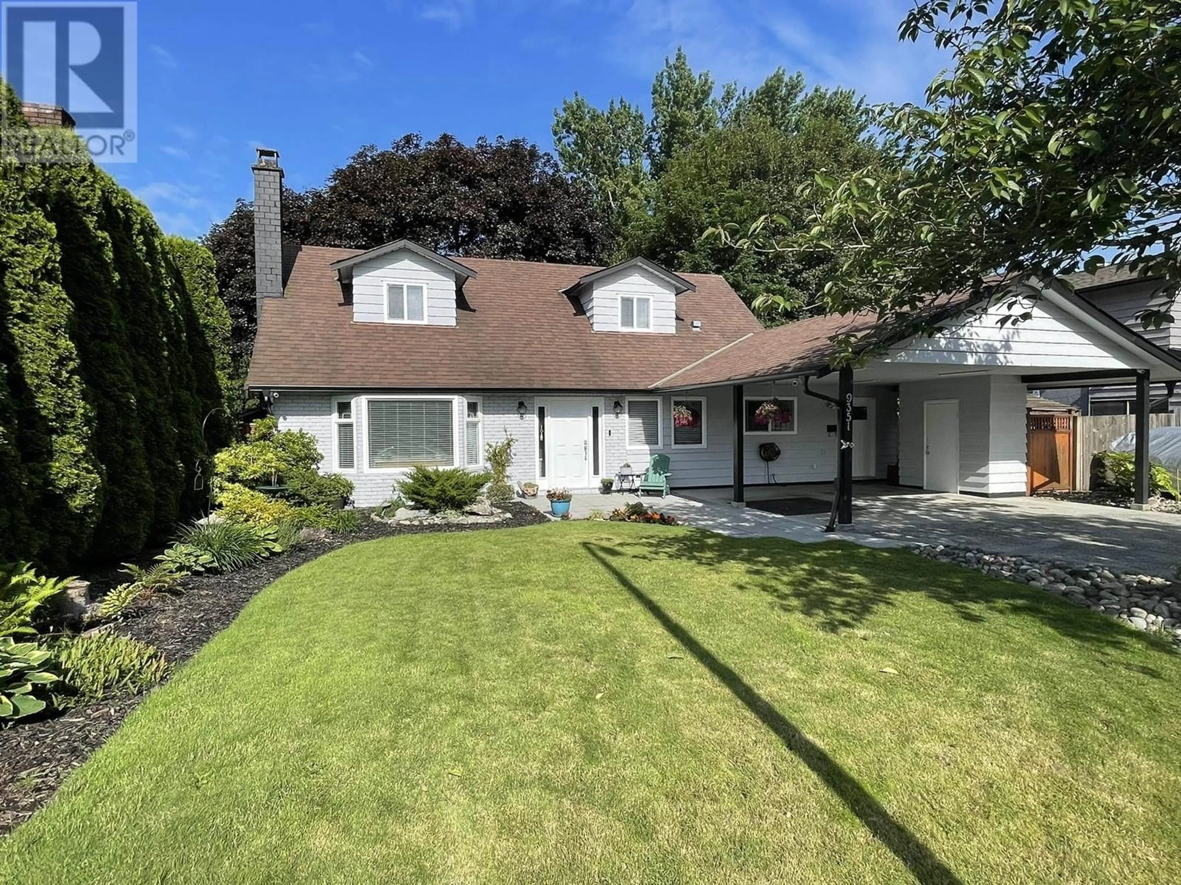 A pic from outside/outdoor area/front of a property/back of a property/a pic from drone, street for 9351 RYAN CRESCENT, Richmond British Columbia V7A2H1