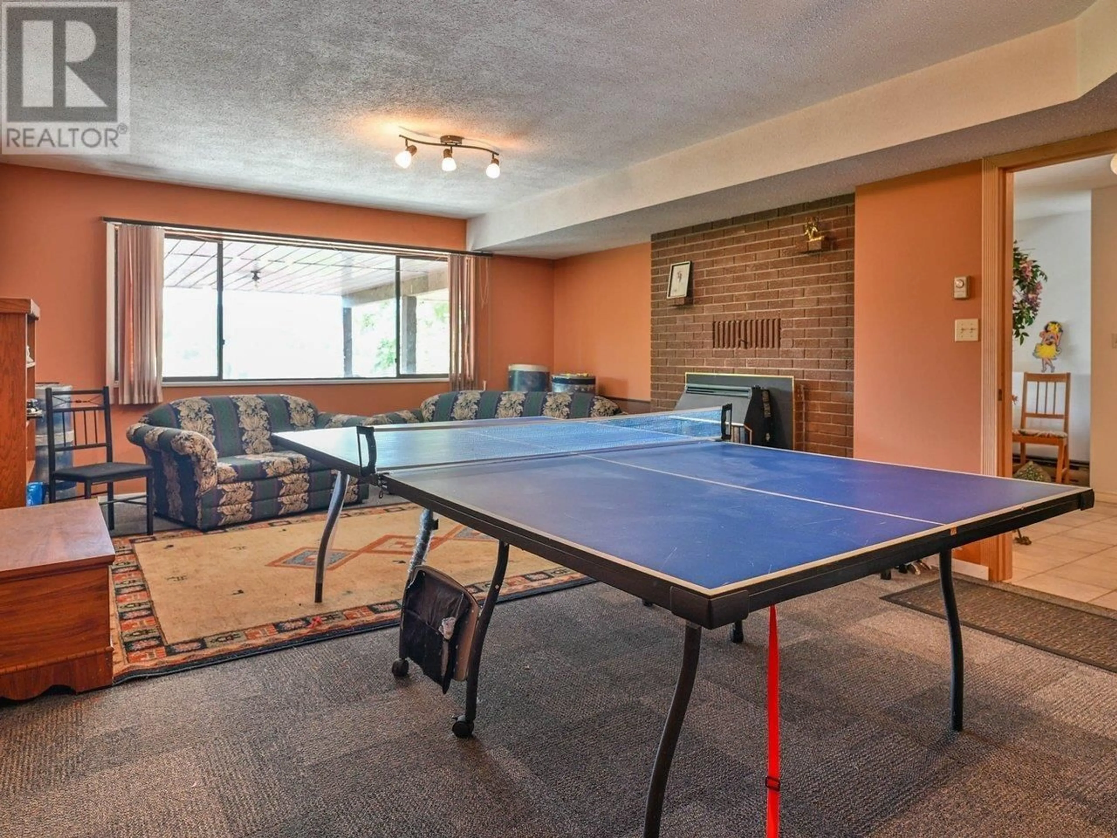 A pic of a room for 351 METTA STREET, Port Moody British Columbia V3H2Y5