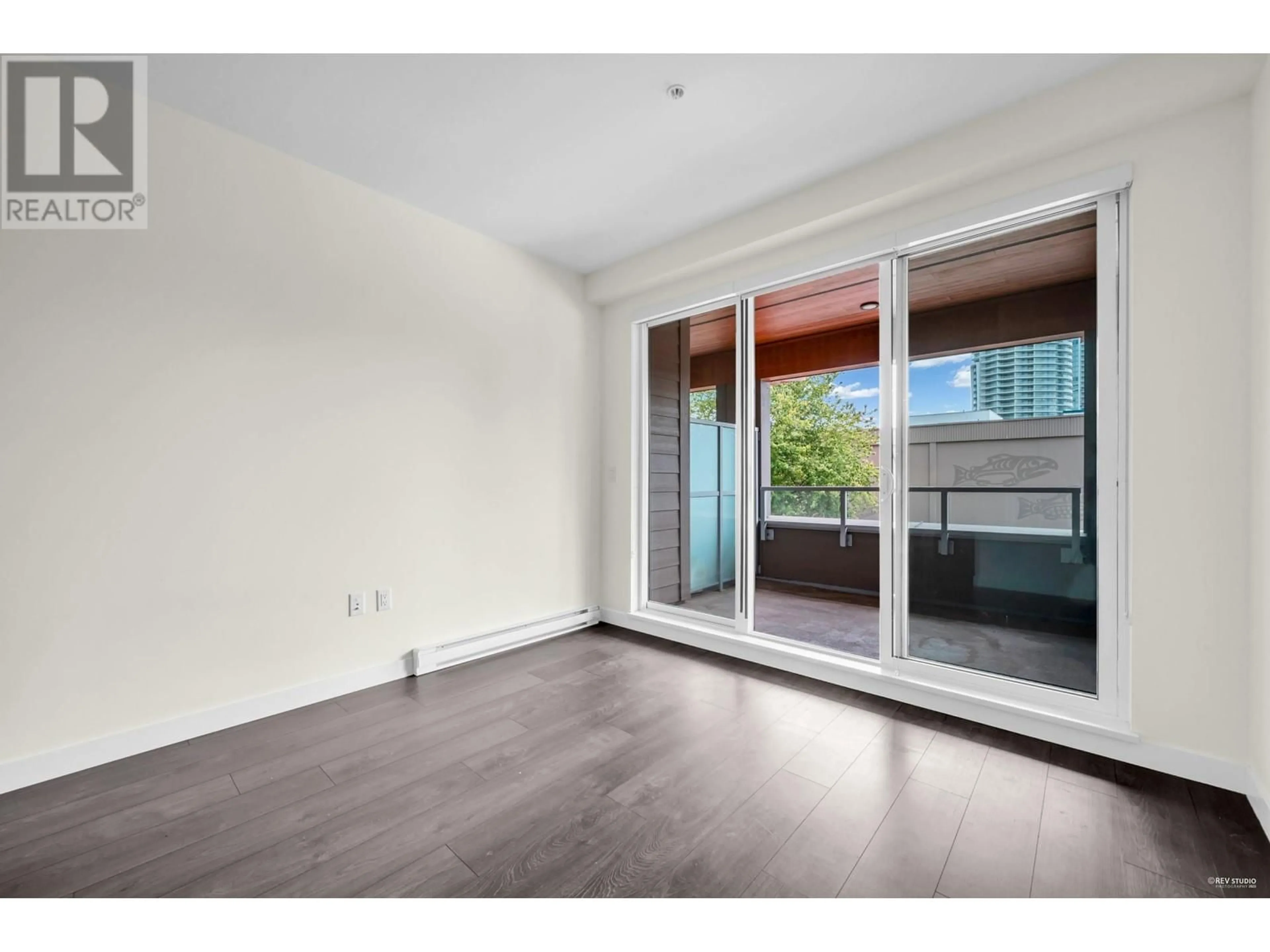 A pic of a room for 314 - 7133 14TH AVENUE, Burnaby British Columbia V3N0H5