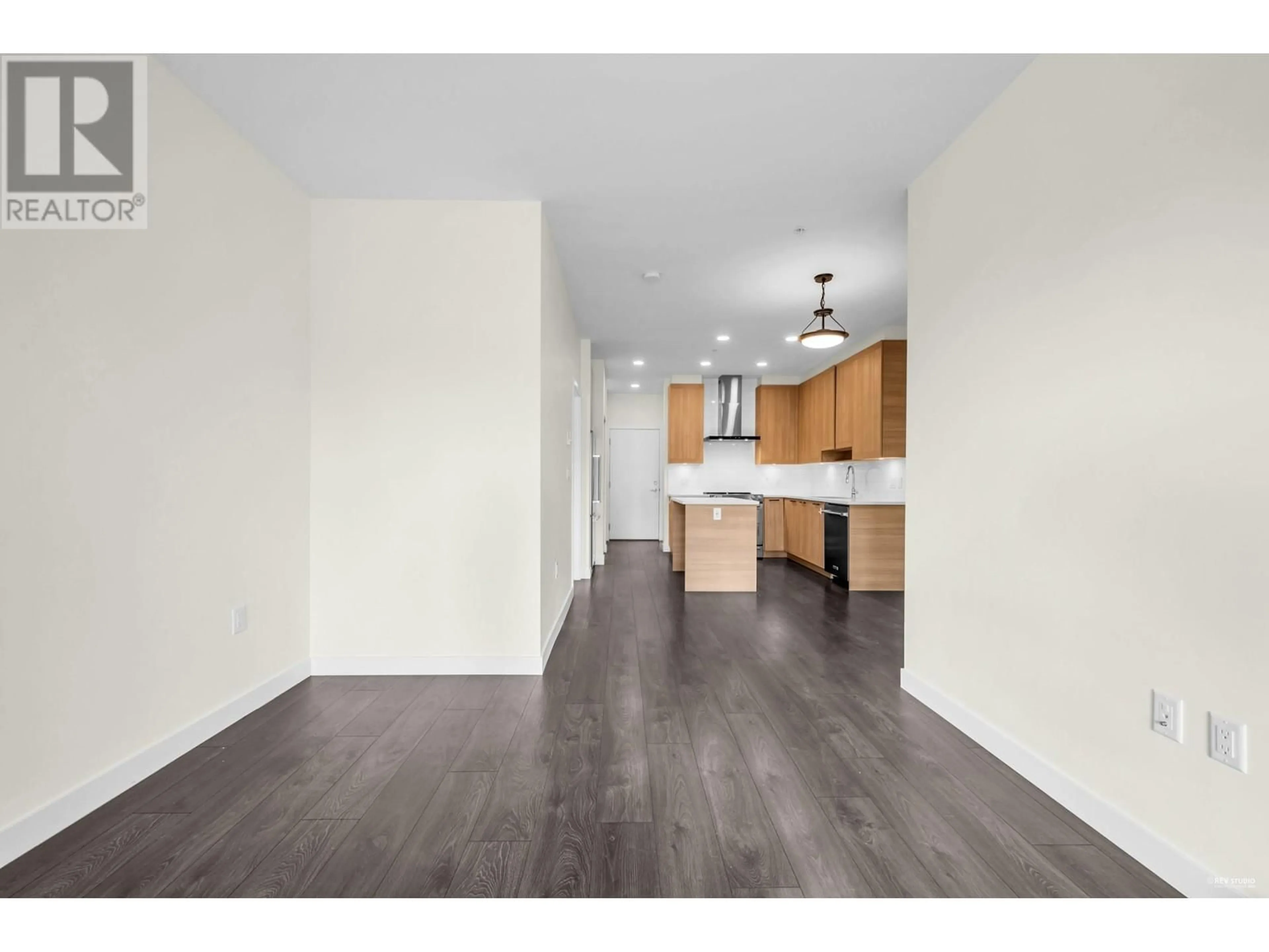 A pic of a room for 314 - 7133 14TH AVENUE, Burnaby British Columbia V3N0H5