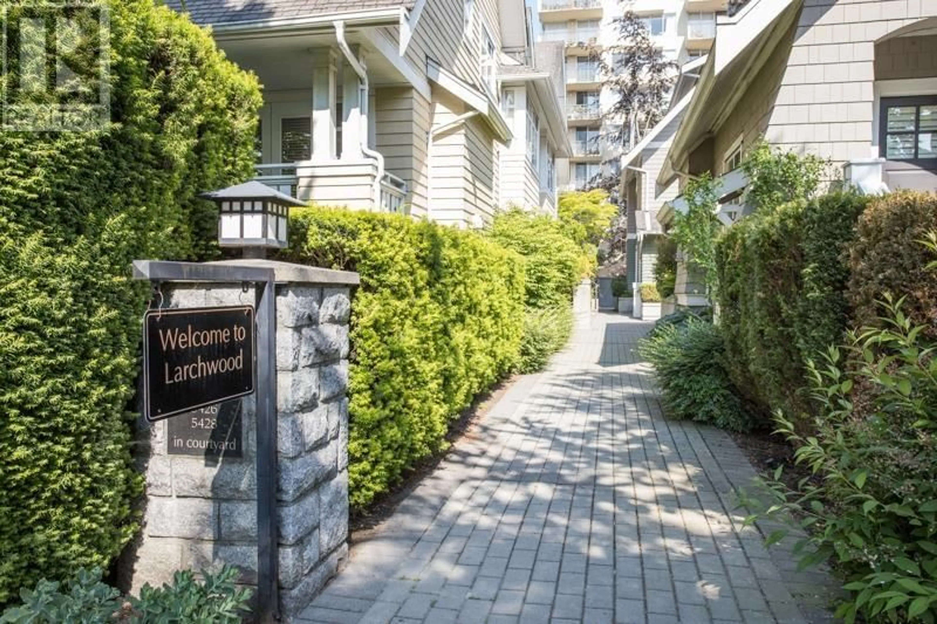 Patio, street for 5428 LARCH STREET, Vancouver British Columbia V6M4C8