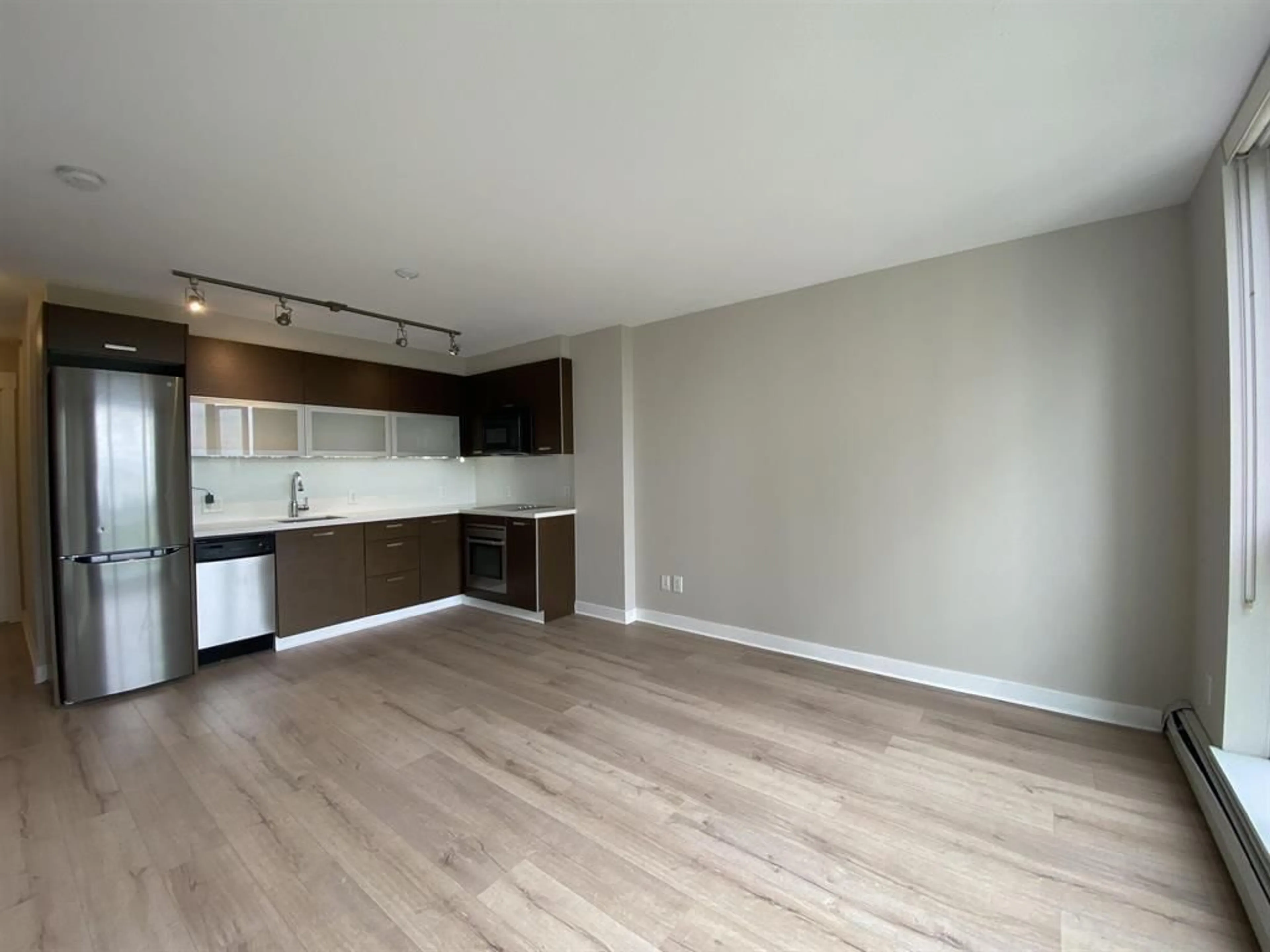 A pic of a room for 1105 - 10777 UNIVERSITY, Surrey British Columbia V3T0E6