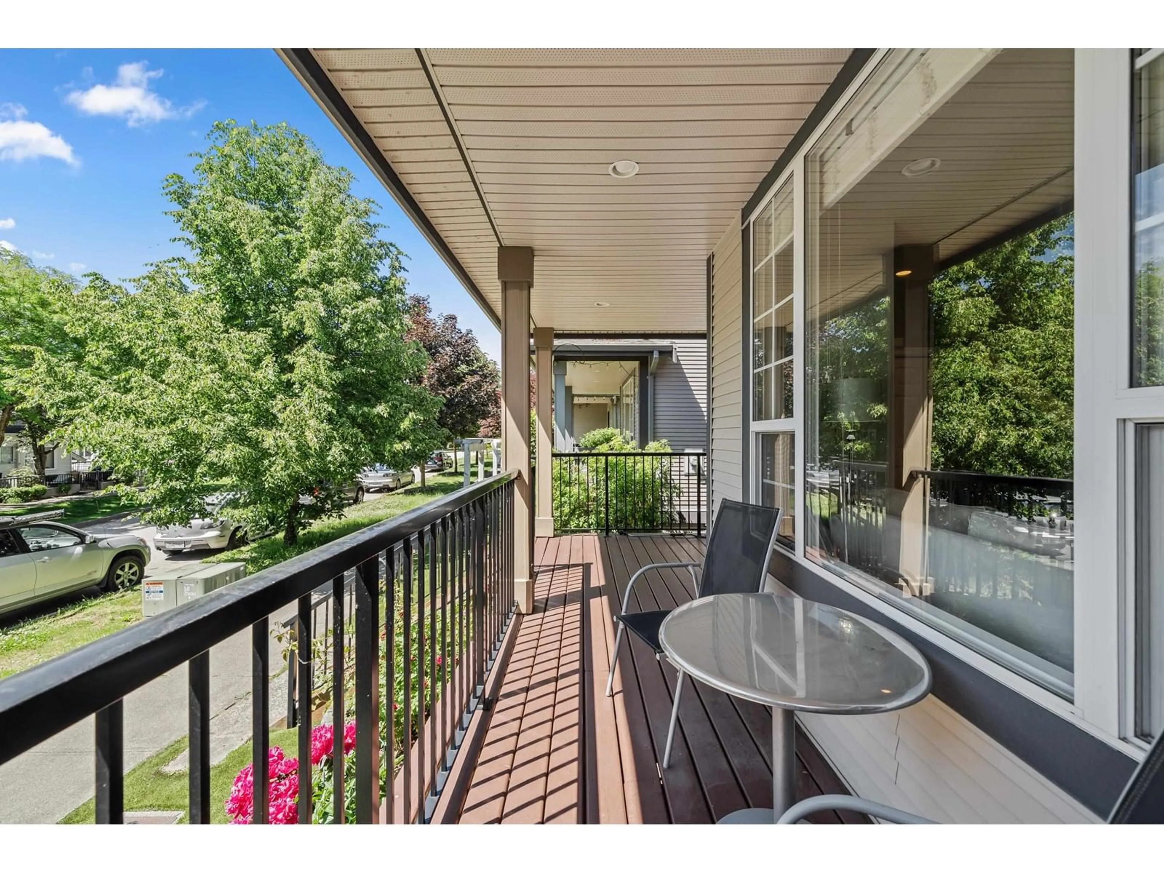 Patio, unknown for 19439 66, Surrey British Columbia V4N0C3
