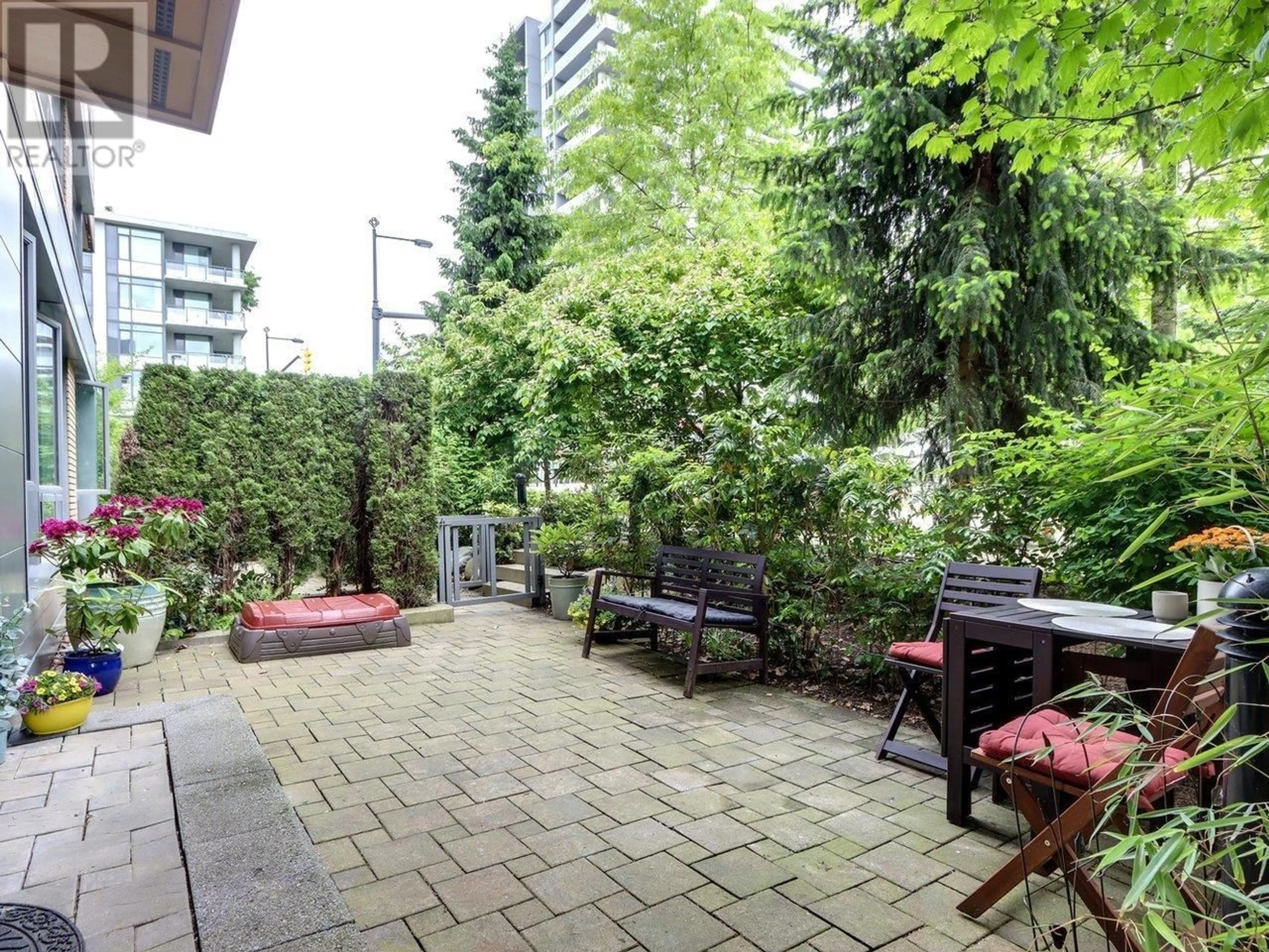 Patio, street for 106 - 9150 UNIVERSITY HIGH STREET, Burnaby British Columbia V5A0C5