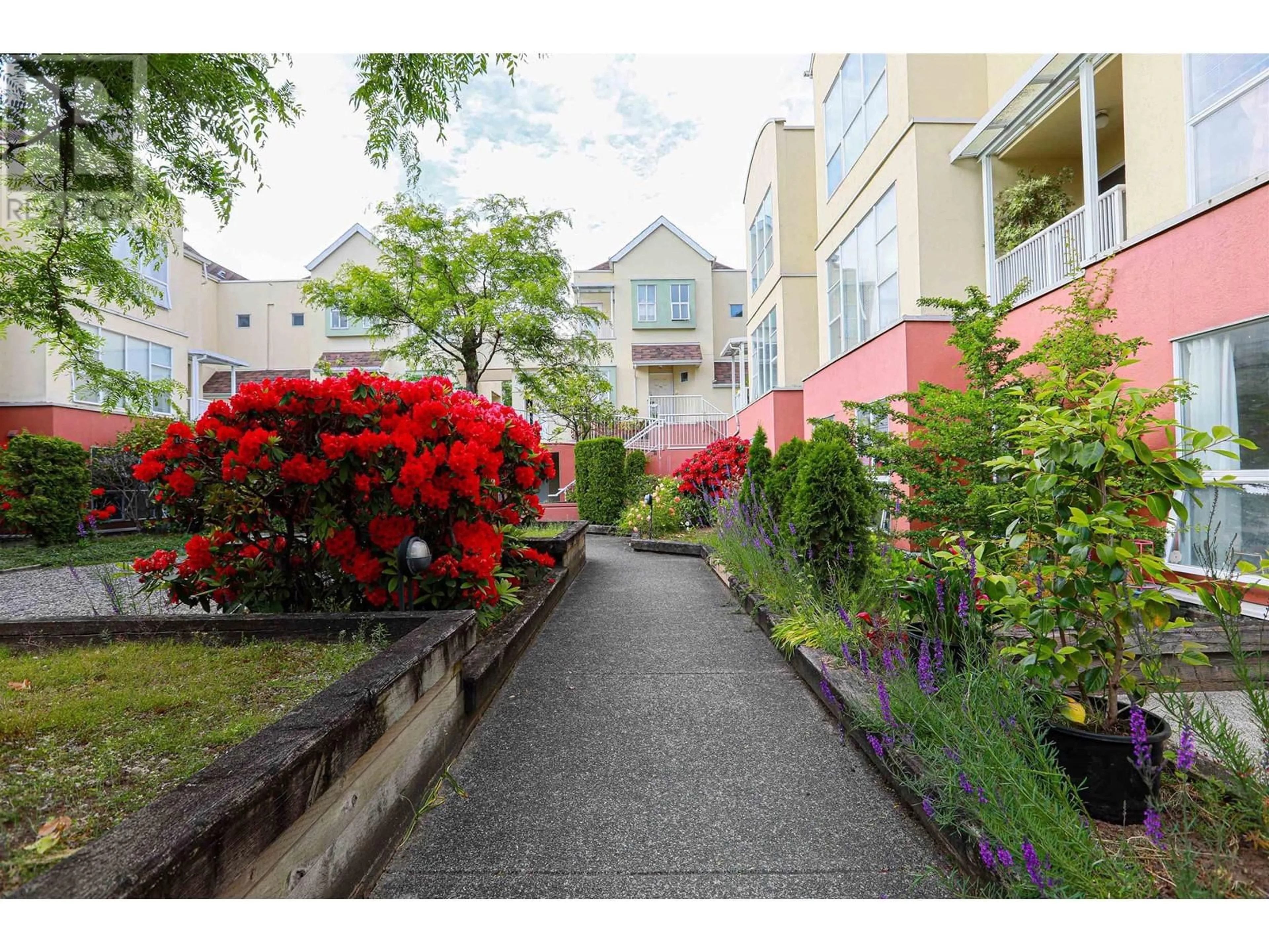 Patio, street for 224 - 8300 GENERAL CURRIE ROAD, Richmond British Columbia V6Y3X1