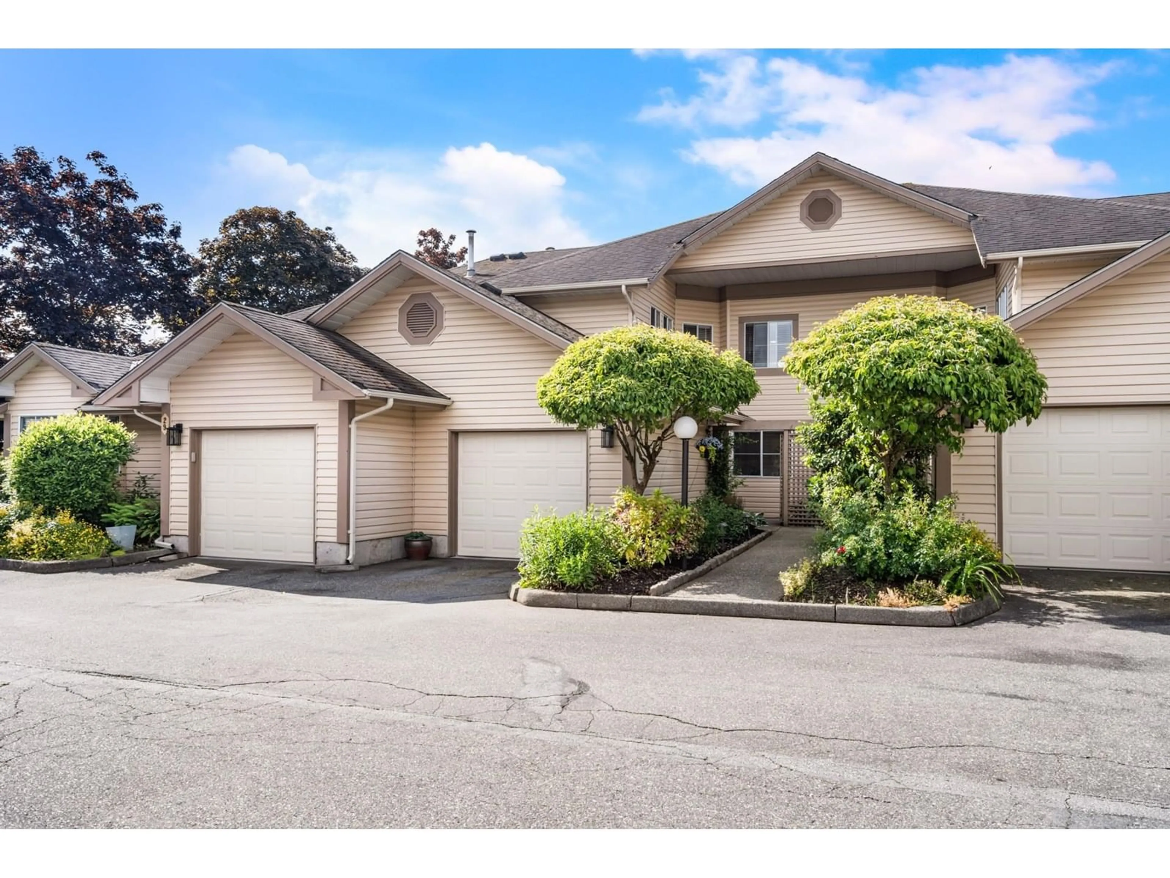 A pic from outside/outdoor area/front of a property/back of a property/a pic from drone, street for 30 - 6140 192, Surrey British Columbia V3S7V7