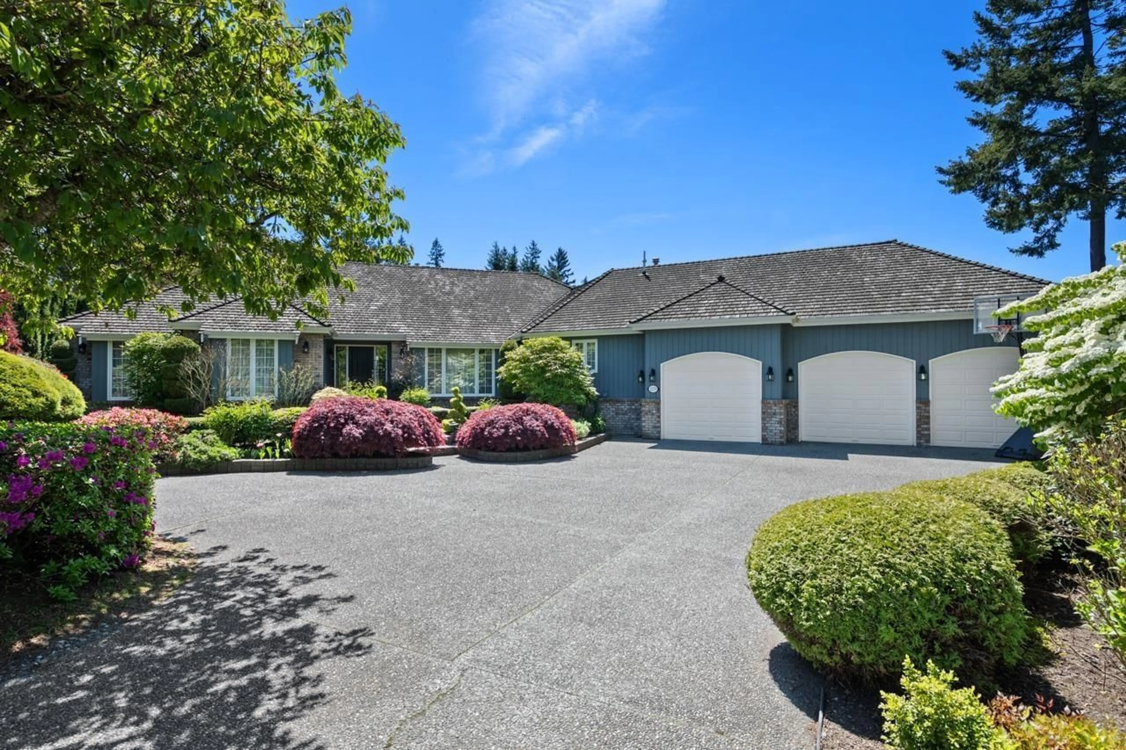 Home with vinyl exterior material, street for 2279 130A, Surrey British Columbia V4A8Y5