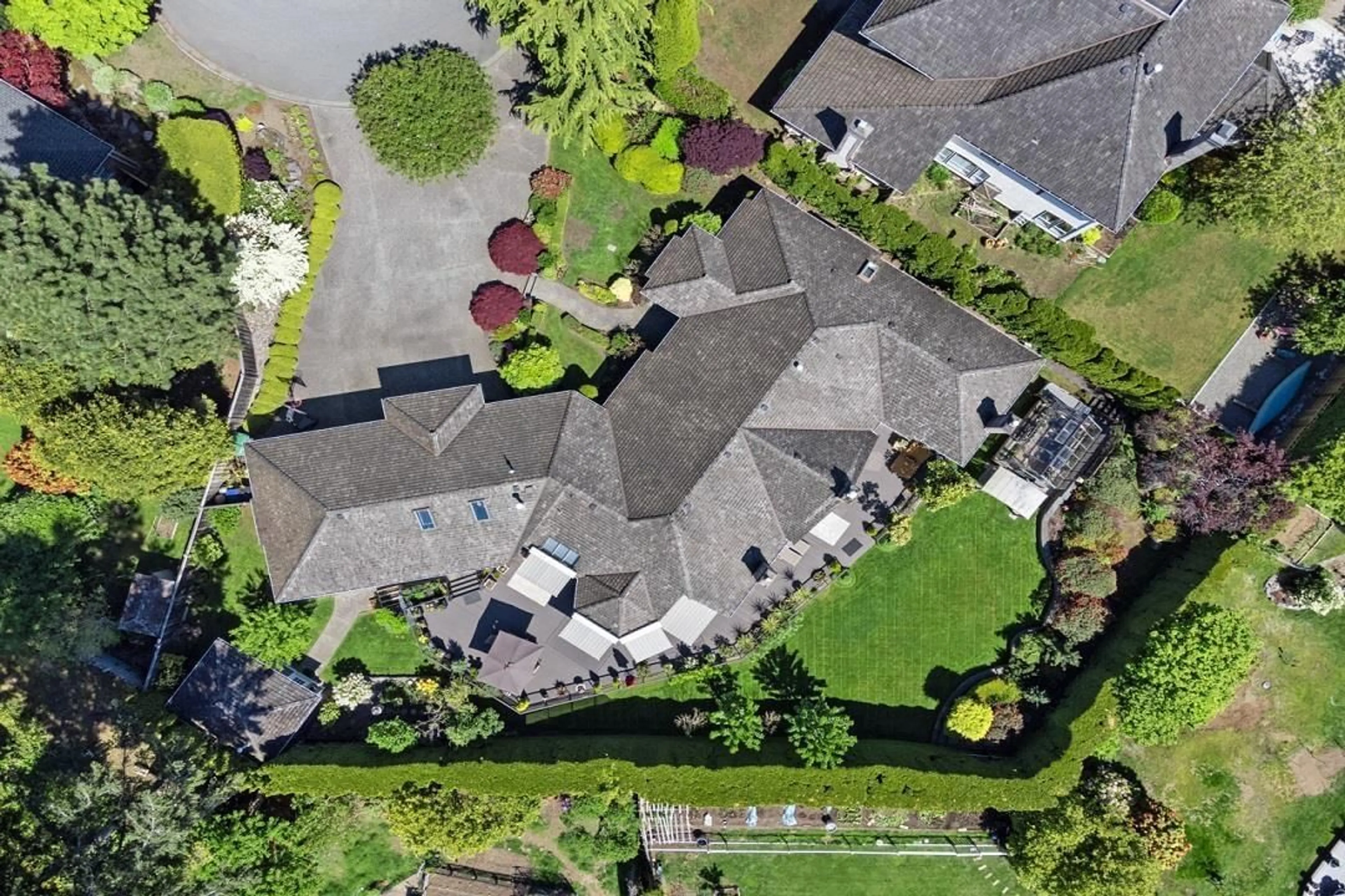 A pic from outside/outdoor area/front of a property/back of a property/a pic from drone, street for 2279 130A, Surrey British Columbia V4A8Y5