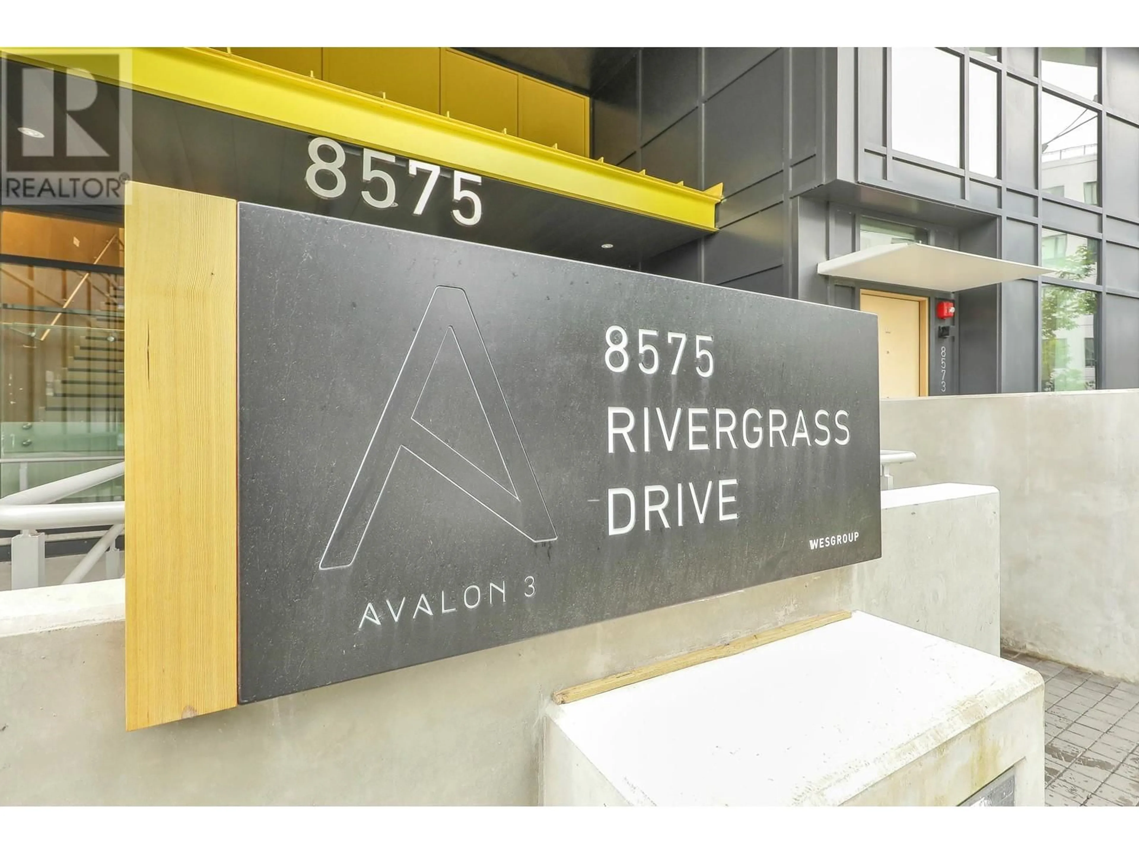 Indoor foyer for 8573 RIVERGRASS DRIVE, Vancouver British Columbia V5S0J7