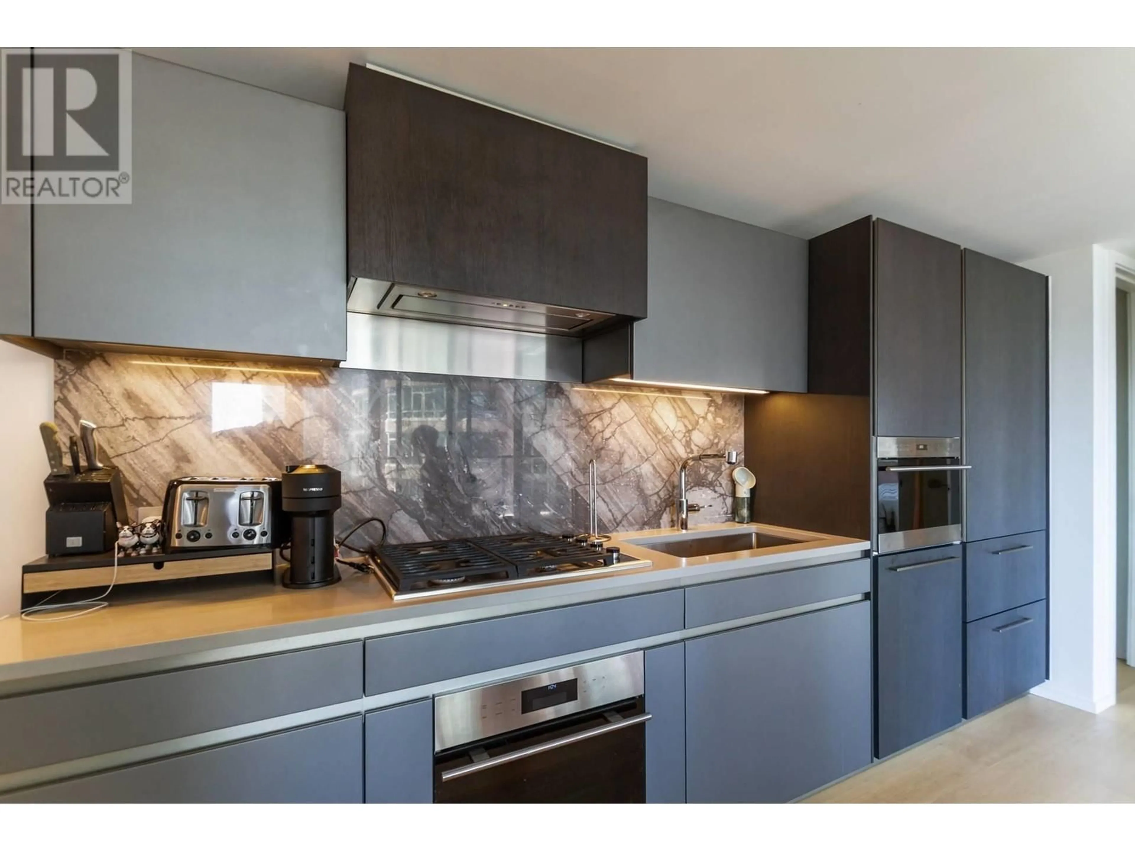 Contemporary kitchen, unknown for 1101 - 889 PACIFIC STREET, Vancouver British Columbia V6Z1C3