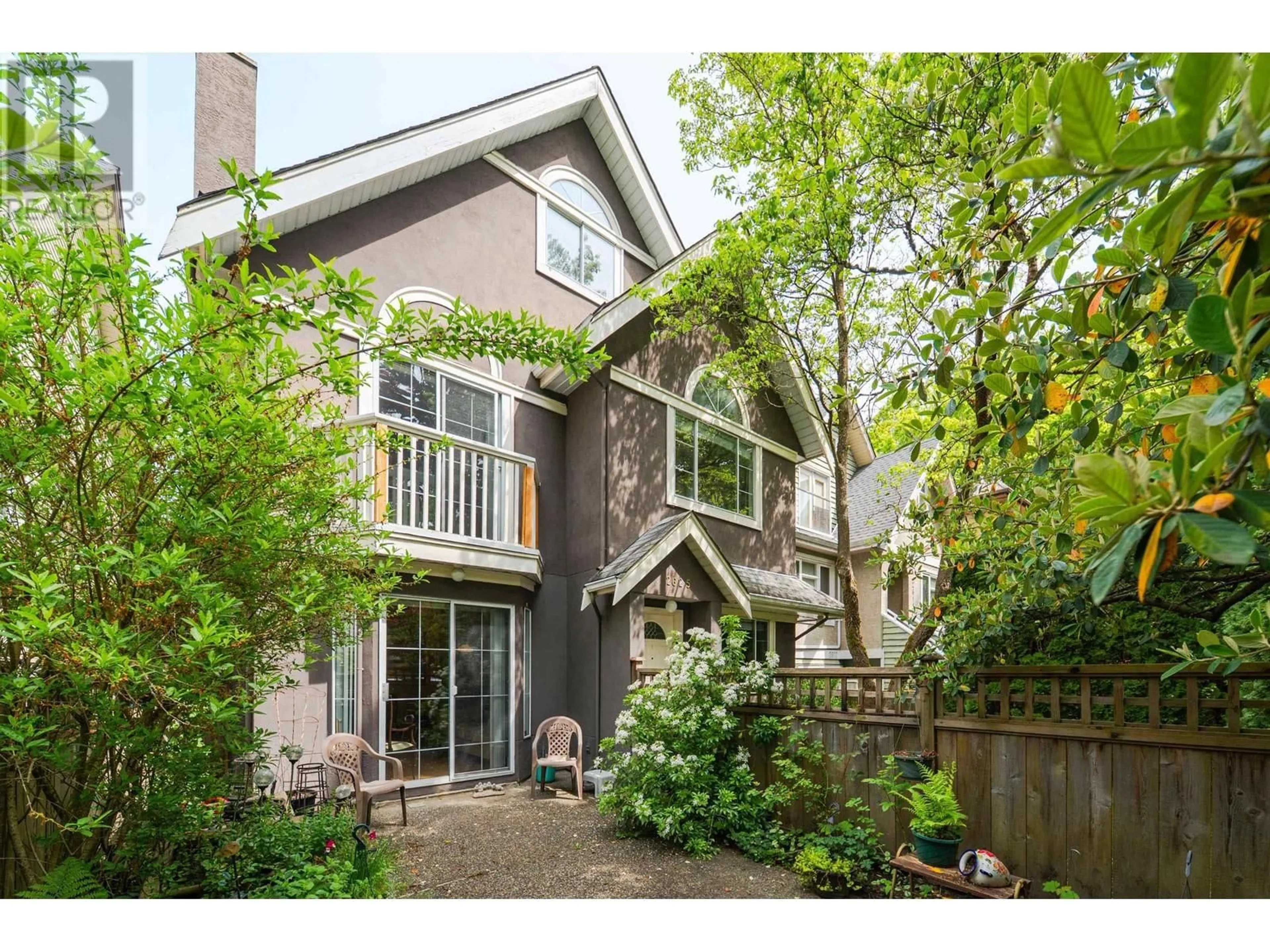 Unknown for 2625 6TH AVENUE, Vancouver British Columbia V6K1W6