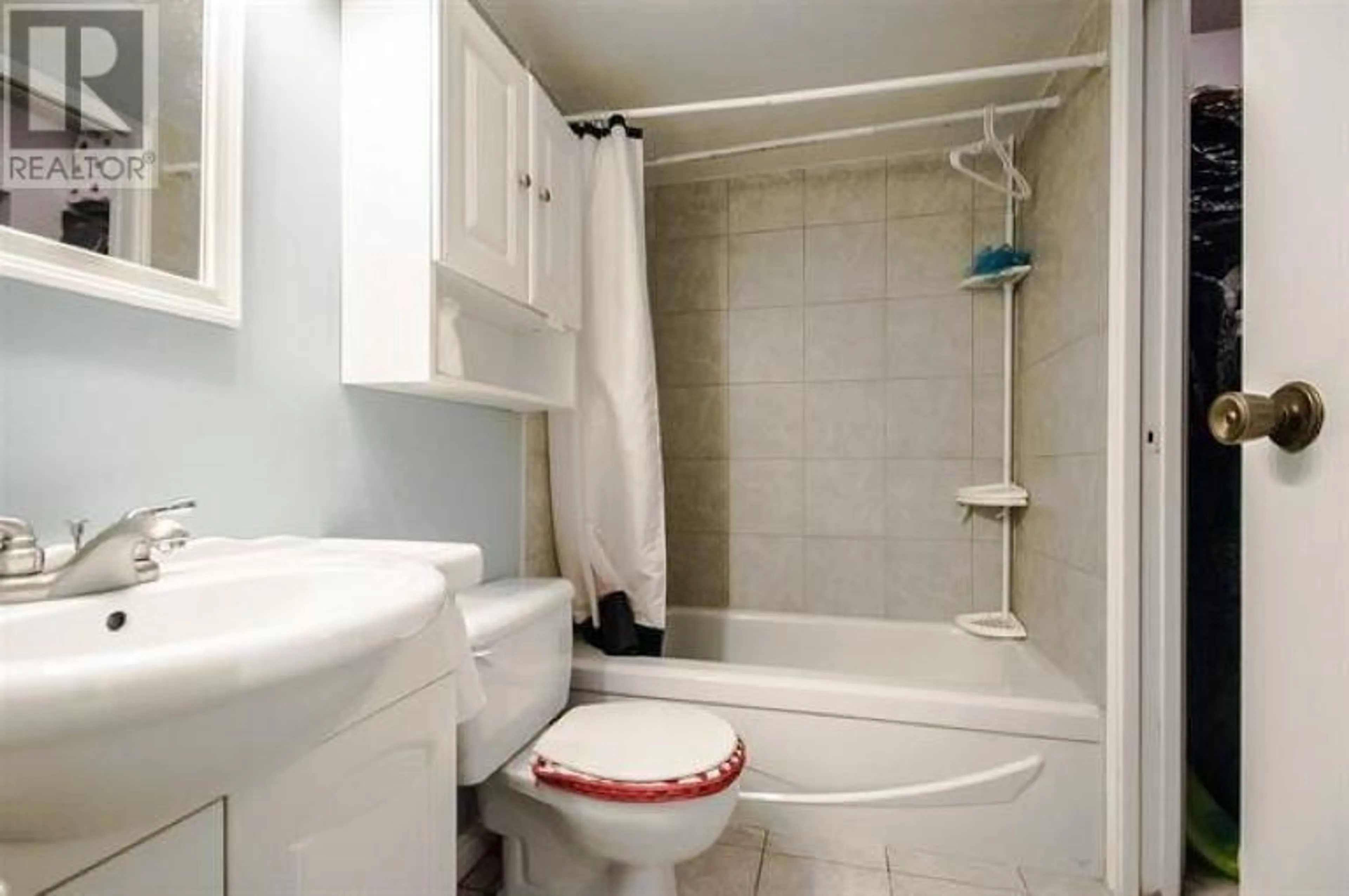 Standard bathroom, ceramic/tile floor for 317 - 8460 ACKROYD ROAD, Richmond British Columbia V6X3E9