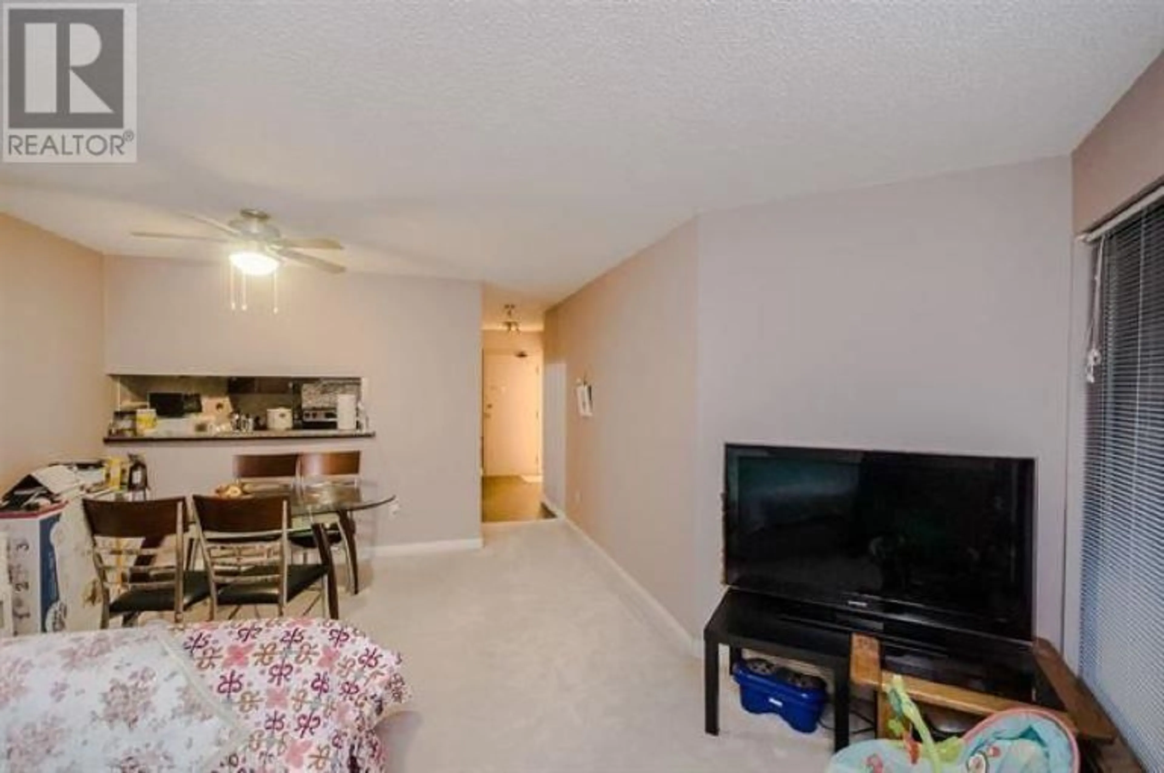 Living room with furniture, unknown for 317 - 8460 ACKROYD ROAD, Richmond British Columbia V6X3E9