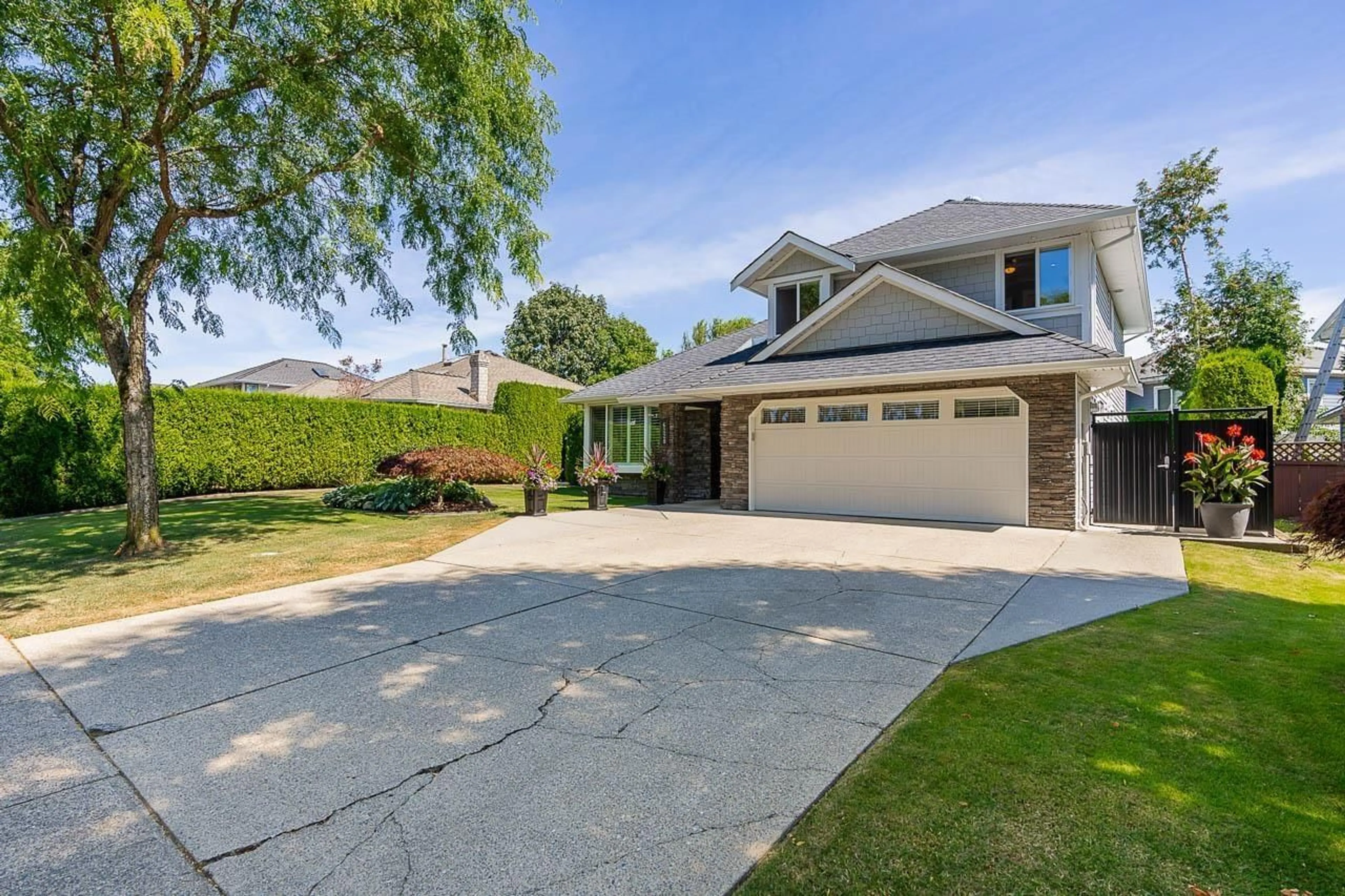 Home with brick exterior material, street for 6228 189, Surrey British Columbia V3S7T7