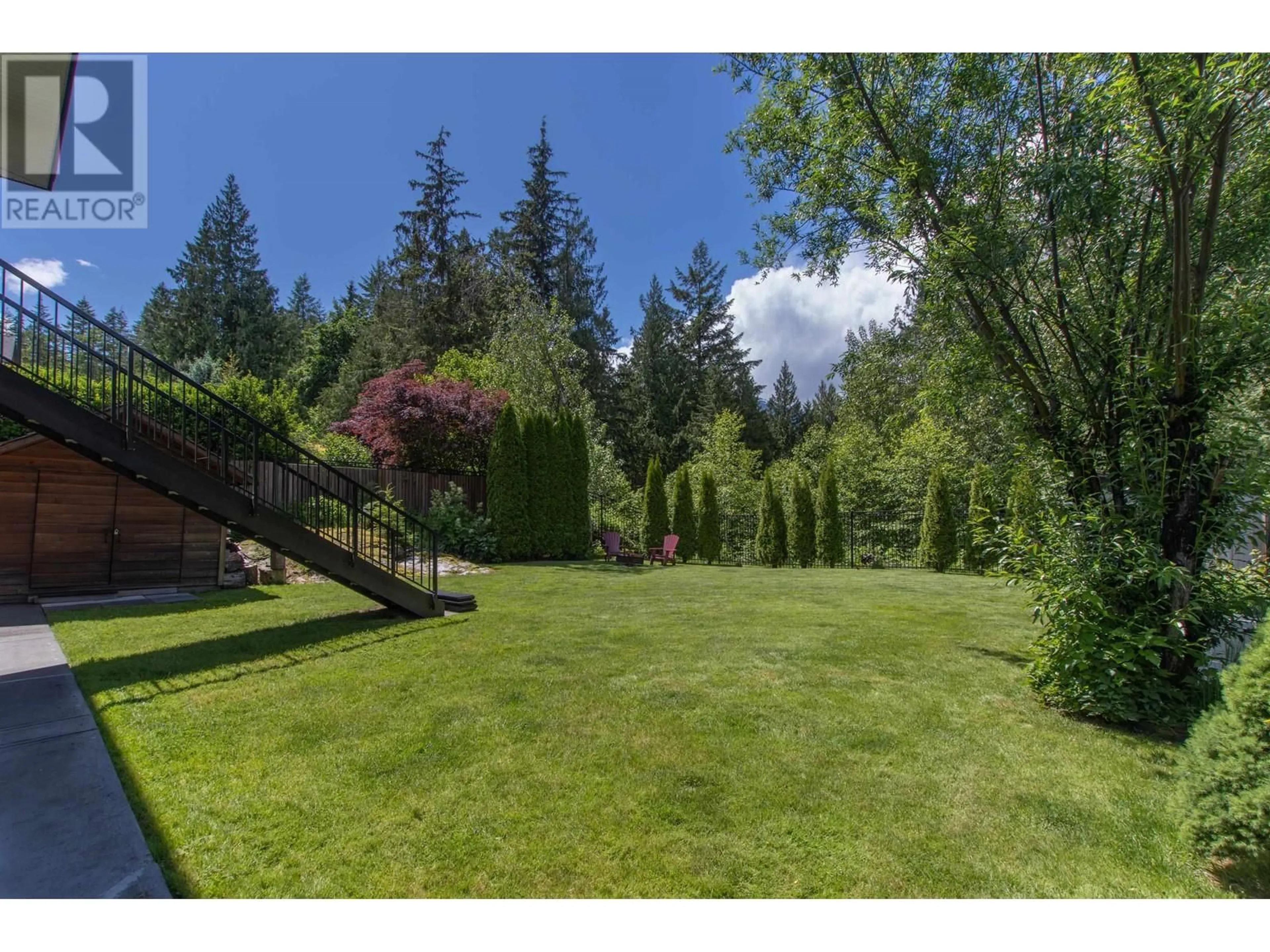 A pic from outside/outdoor area/front of a property/back of a property/a pic from drone, forest/trees view for 1020 JAY CRESCENT, Squamish British Columbia V8B0P2