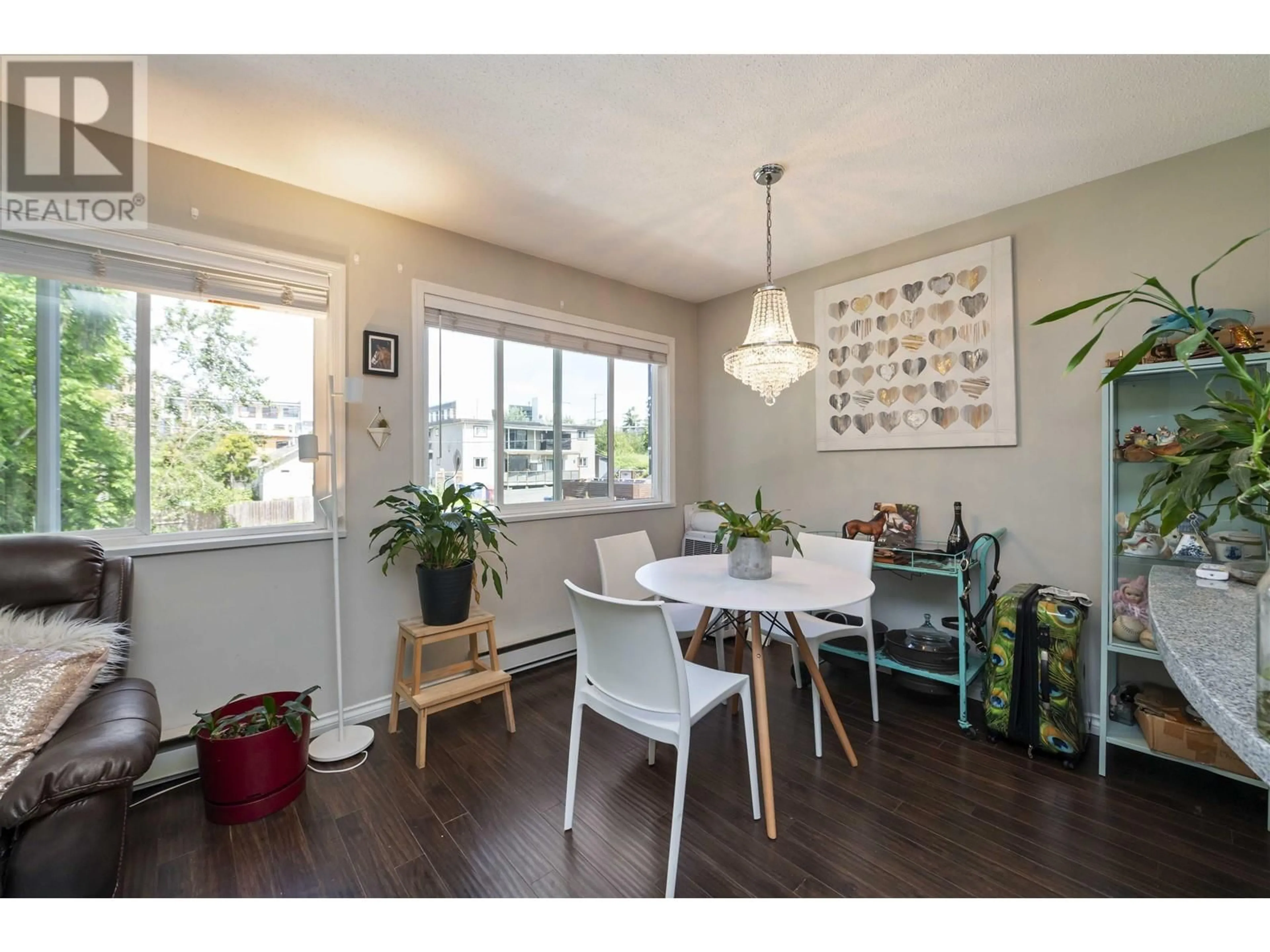 Dining room, wood/laminate floor for 103 - 22367 ST ANNE AVENUE, Maple Ridge British Columbia V2X2E7
