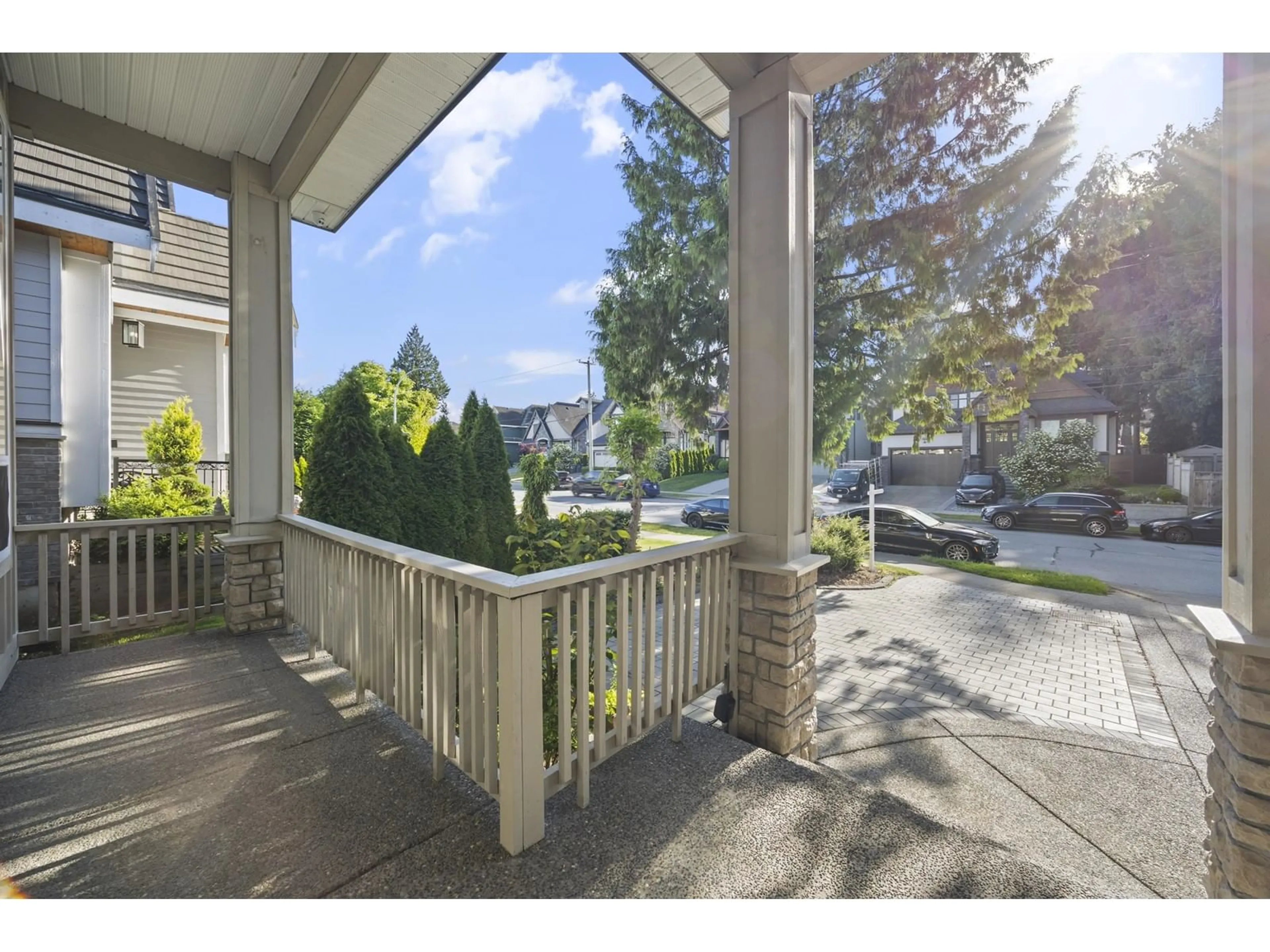 Patio, street for 7376 148, Surrey British Columbia V3S3E6