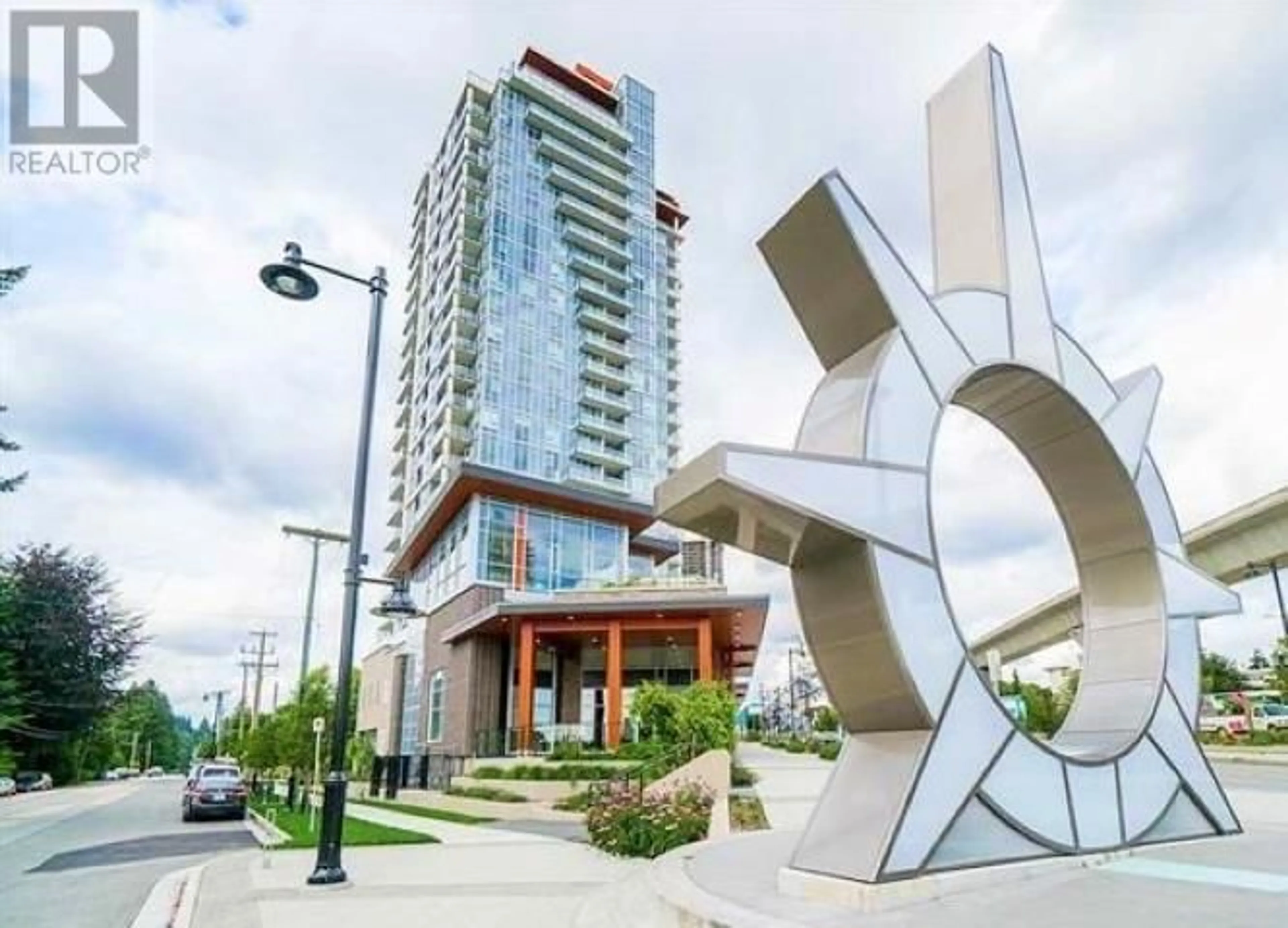 Indoor foyer for 902 - 691 NORTH ROAD, Coquitlam British Columbia V3J0H9