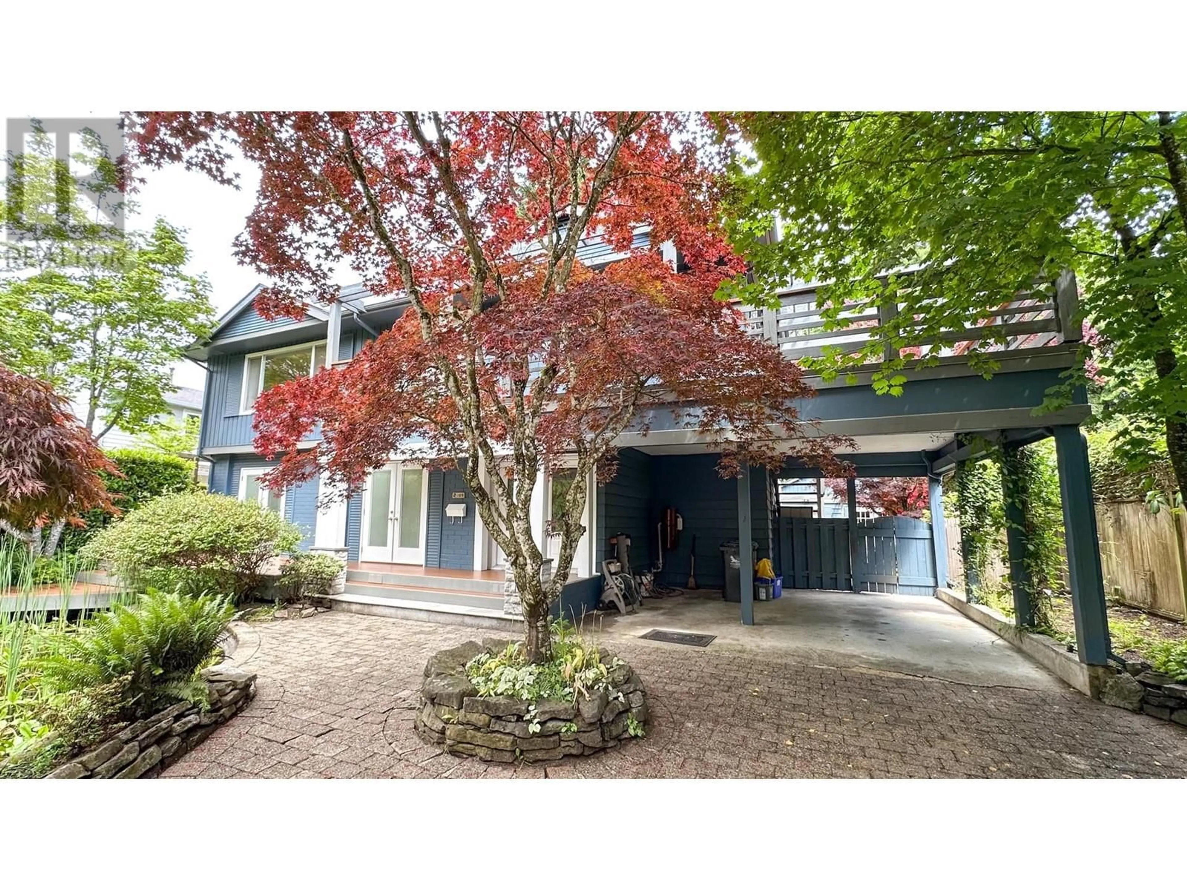 Unknown for 2704 KILMARNOCK CRESCENT, North Vancouver British Columbia V7J2Z5
