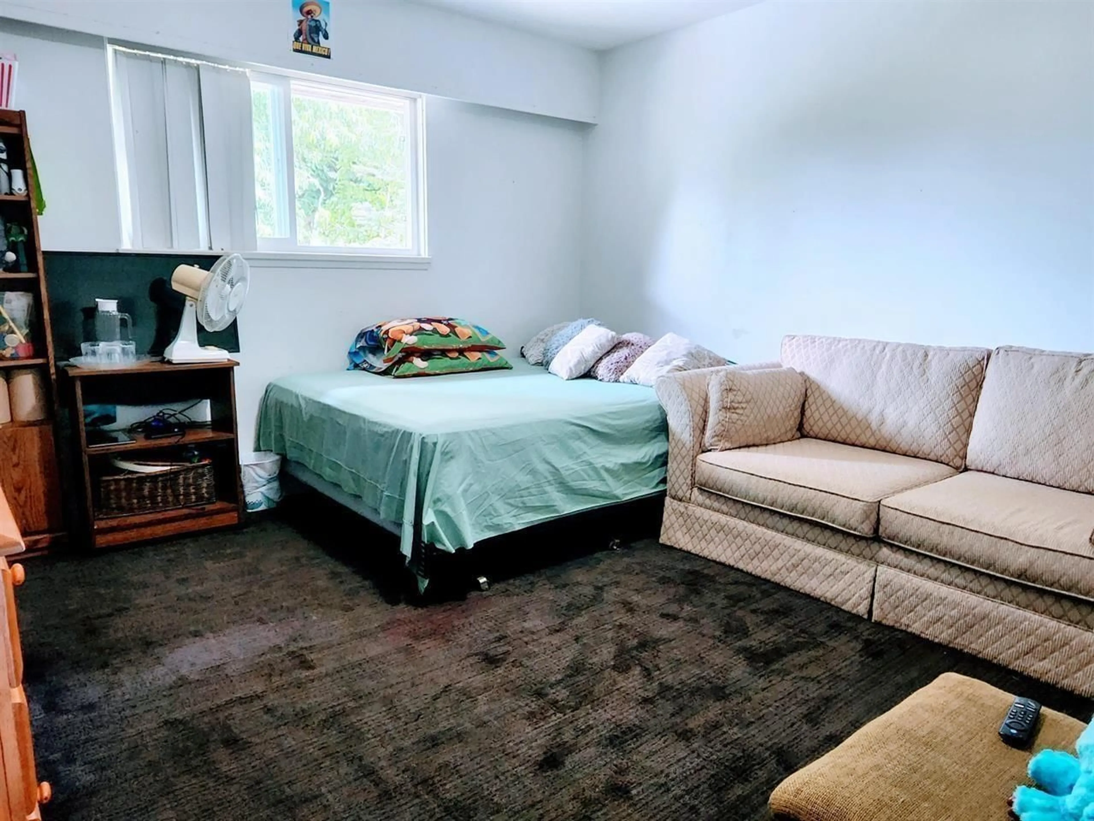 A pic of a room for 14995 BLUEBIRD, Surrey British Columbia V3R4T8