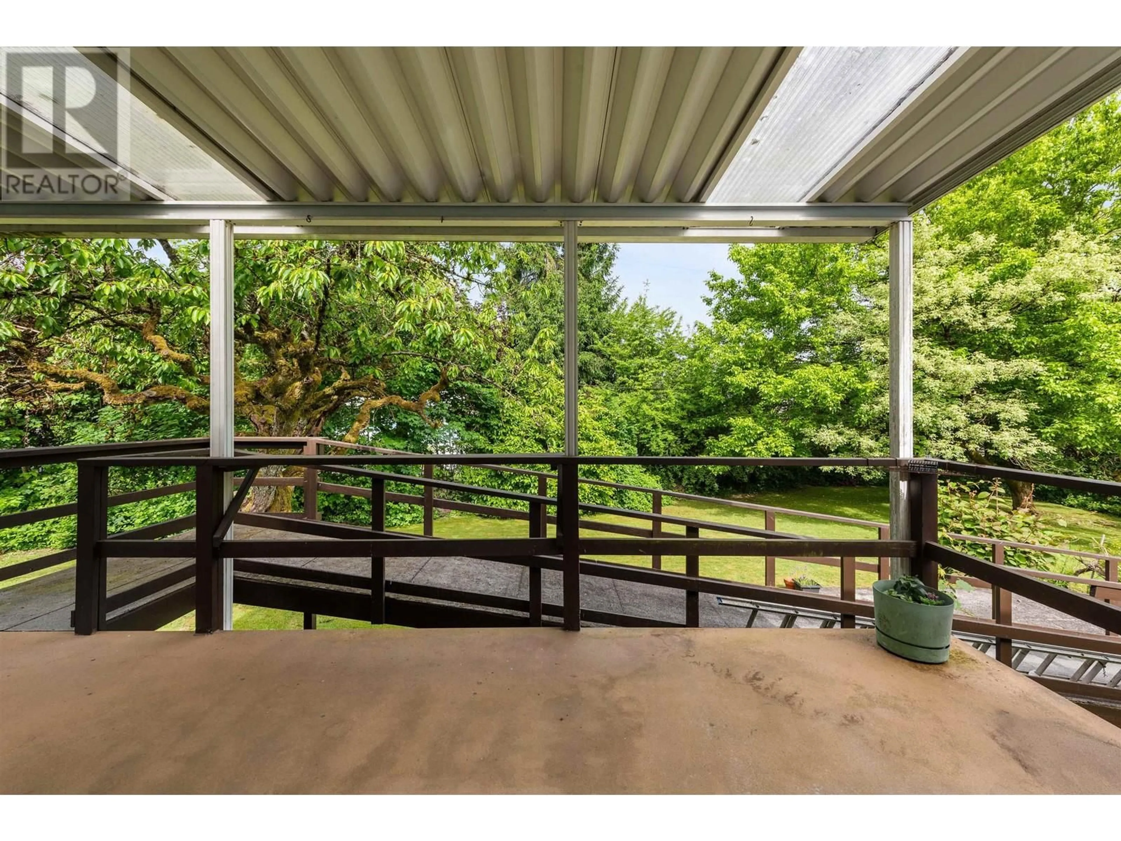 Patio, water/lake/river/ocean view for 7482 KRAFT PLACE, Burnaby British Columbia V5A1Z8