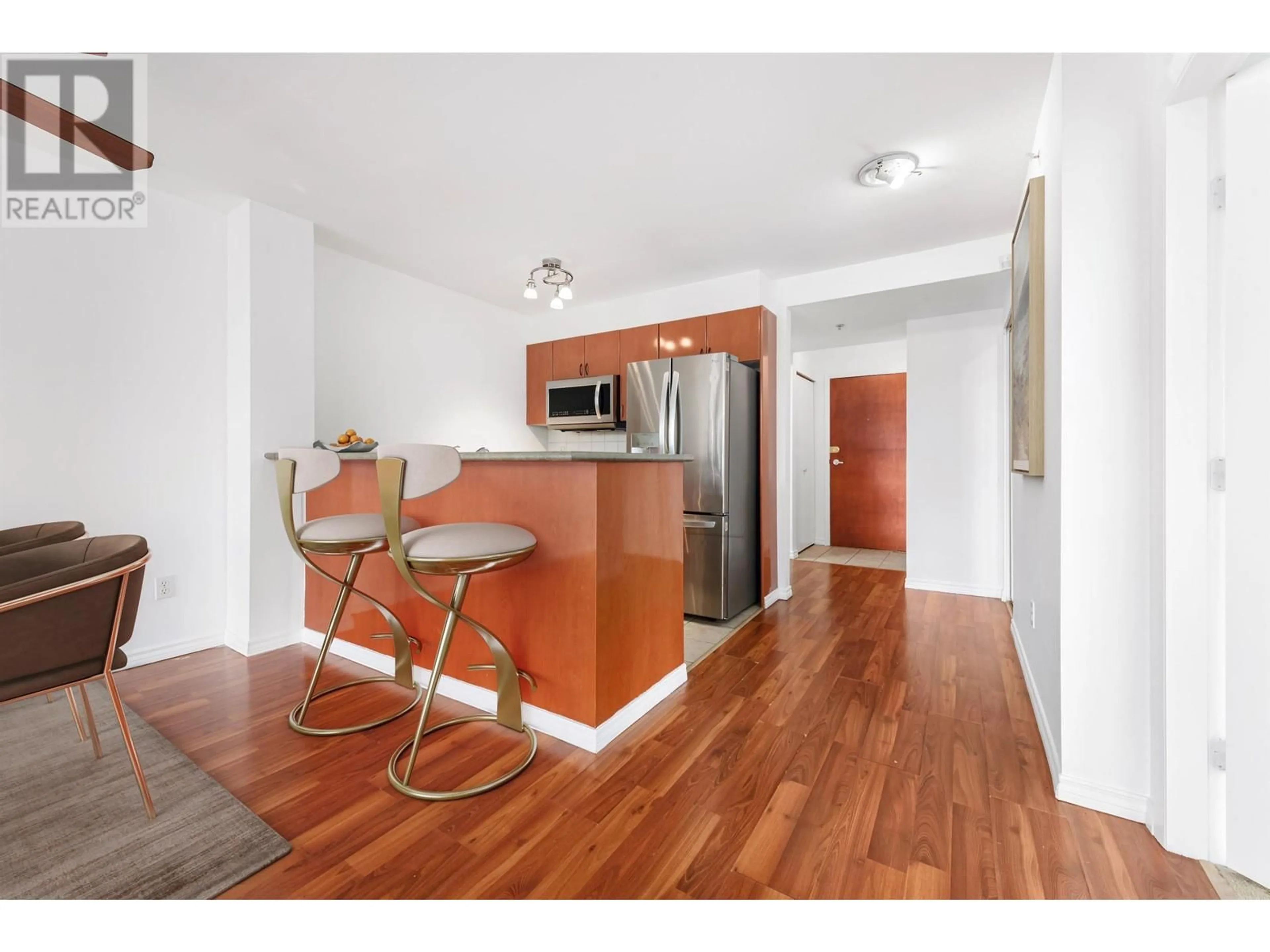 Standard kitchen, wood/laminate floor for 1110 - 2763 CHANDLERY PLACE, Vancouver British Columbia V5S4V4
