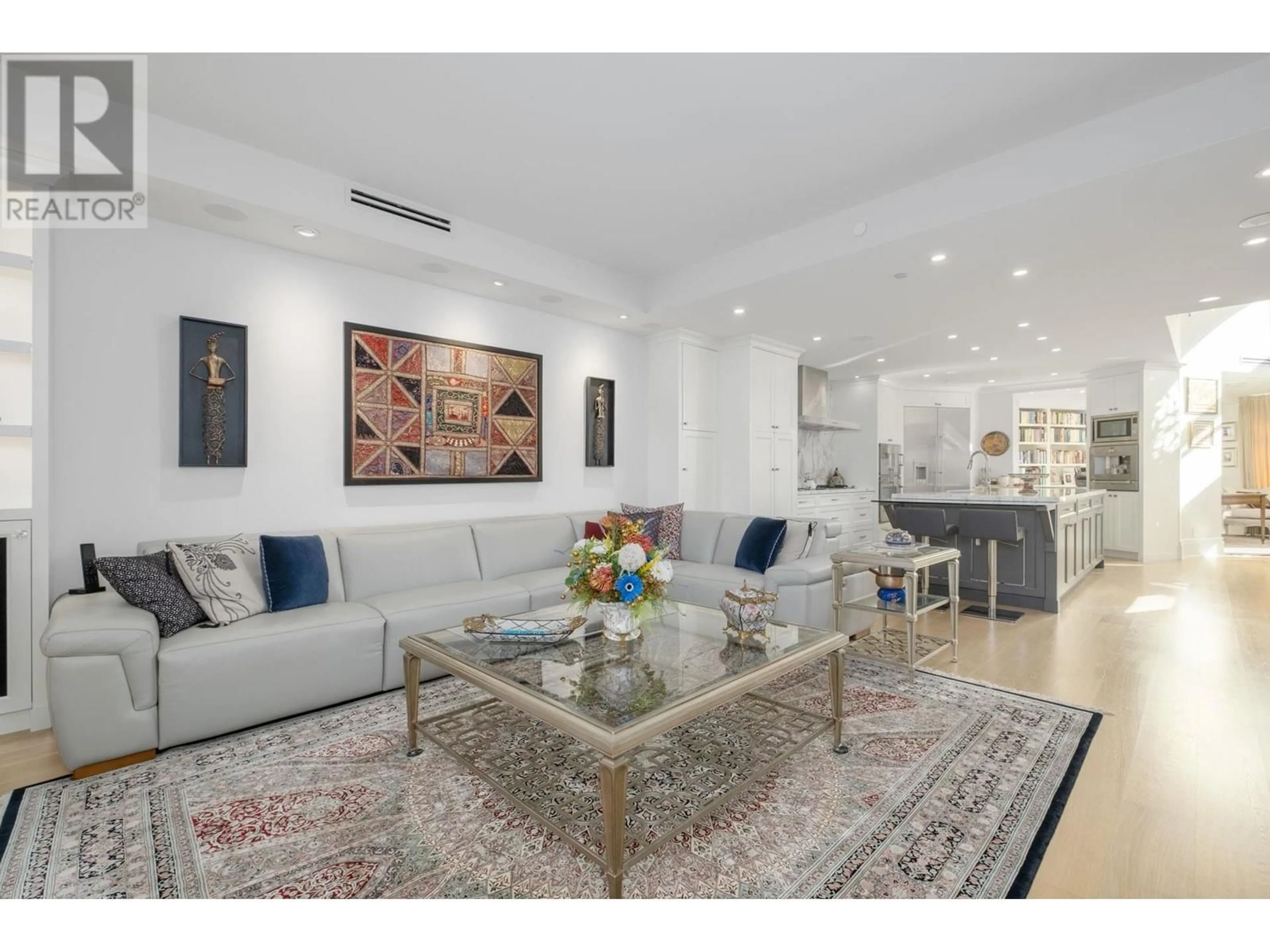 Living room with furniture, unknown for 1258 RICHARDS STREET, Vancouver British Columbia V6B1S2