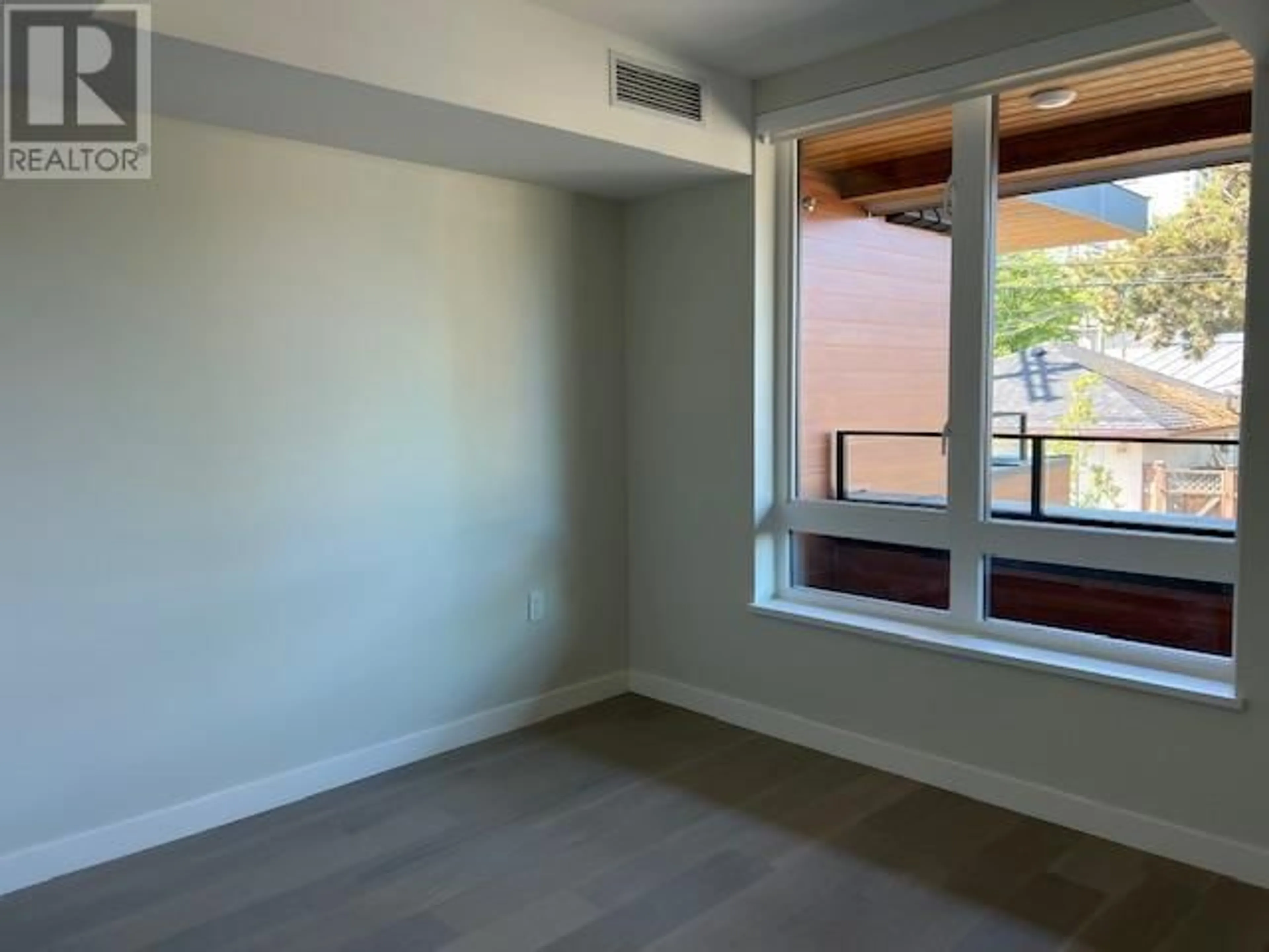 A pic of a room for 203 - 485 63RD AVENUE, Vancouver British Columbia V6S1S7