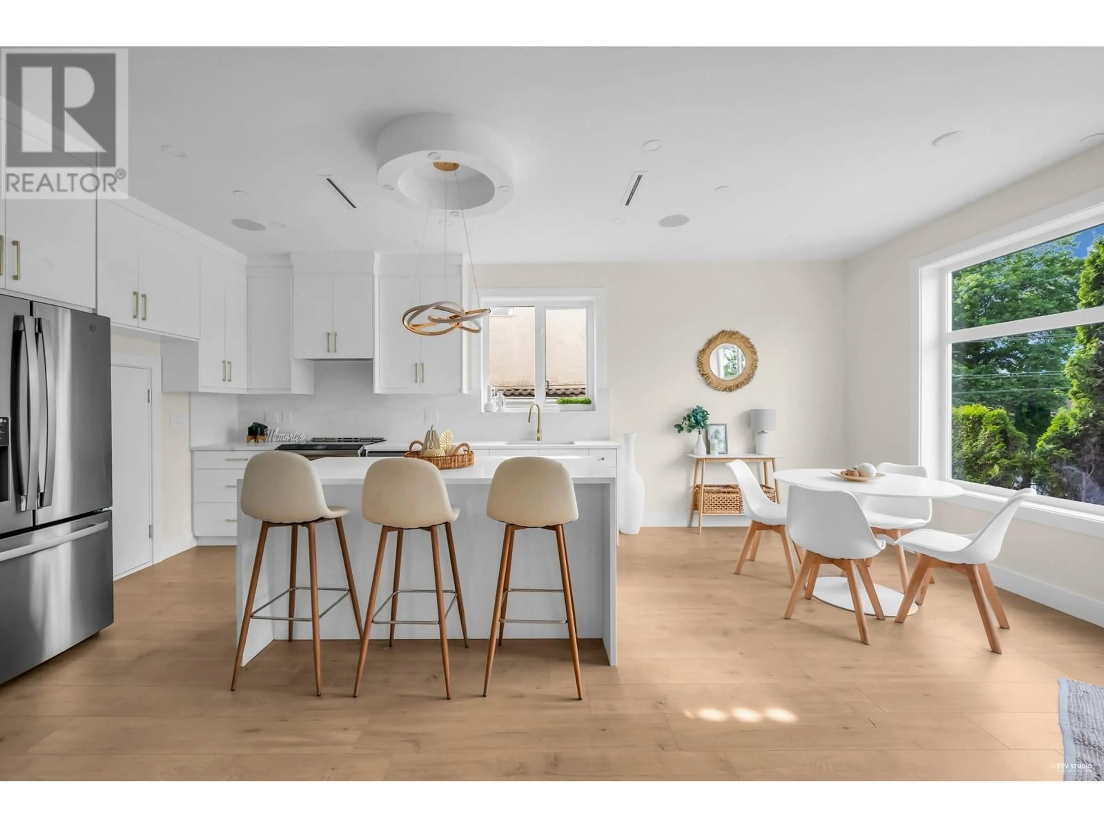 Open concept kitchen, unknown for 2 - 2512 22 AVENUE, Vancouver British Columbia V5M2X5