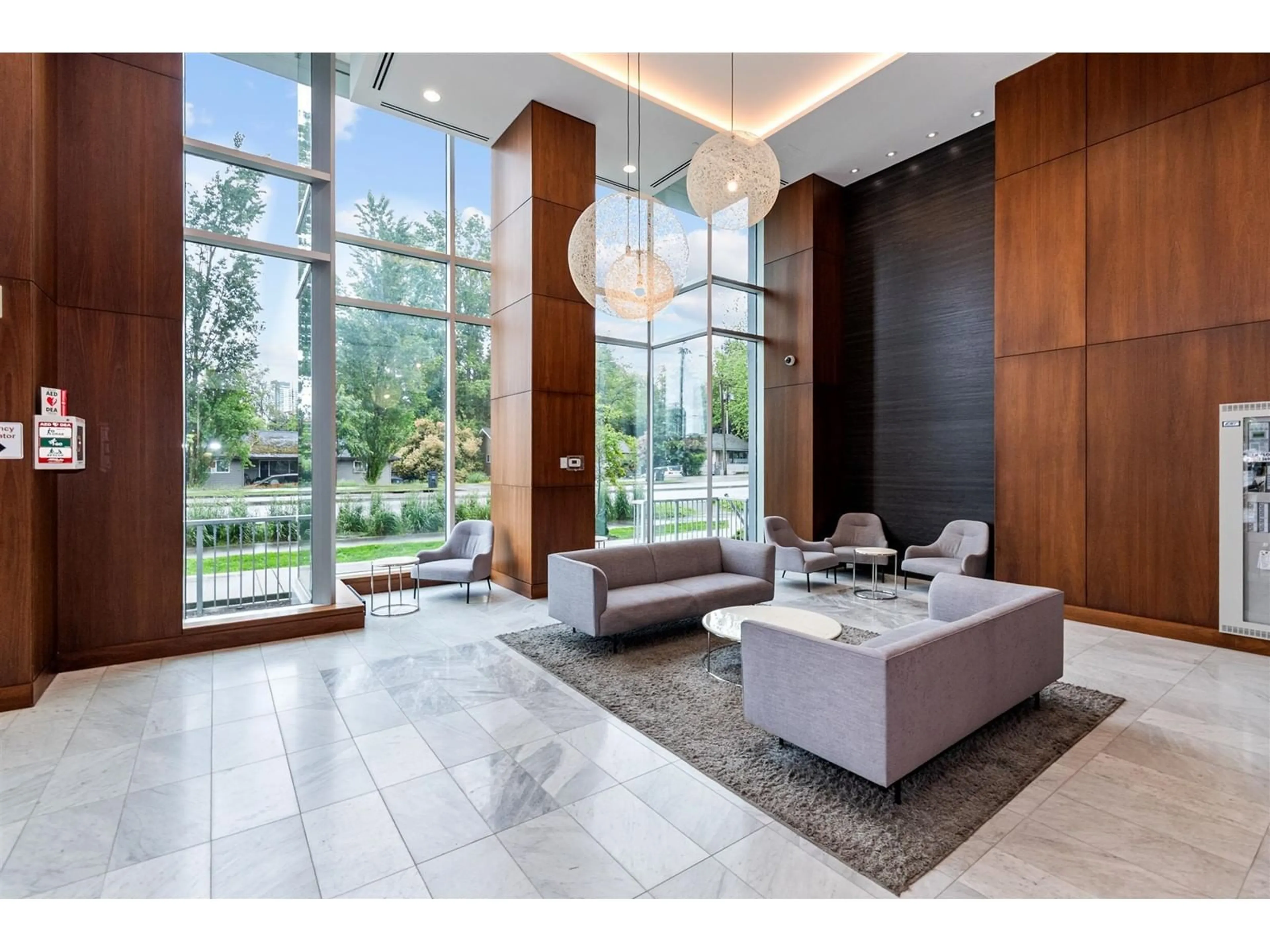 Lobby for 1202 - 13696 100, Surrey British Columbia V3T0L5