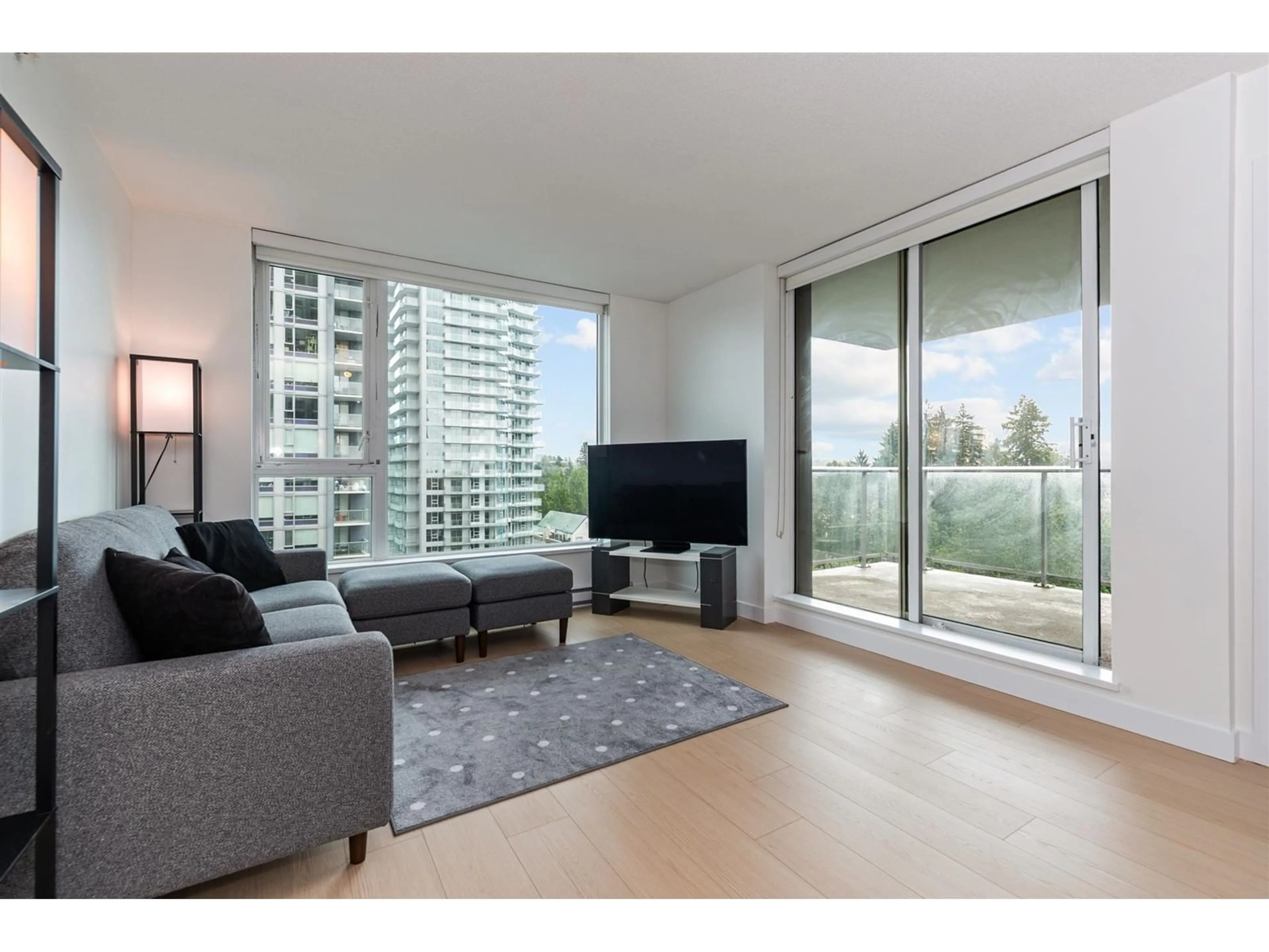 Living room with furniture, unknown for 1202 - 13696 100, Surrey British Columbia V3T0L5
