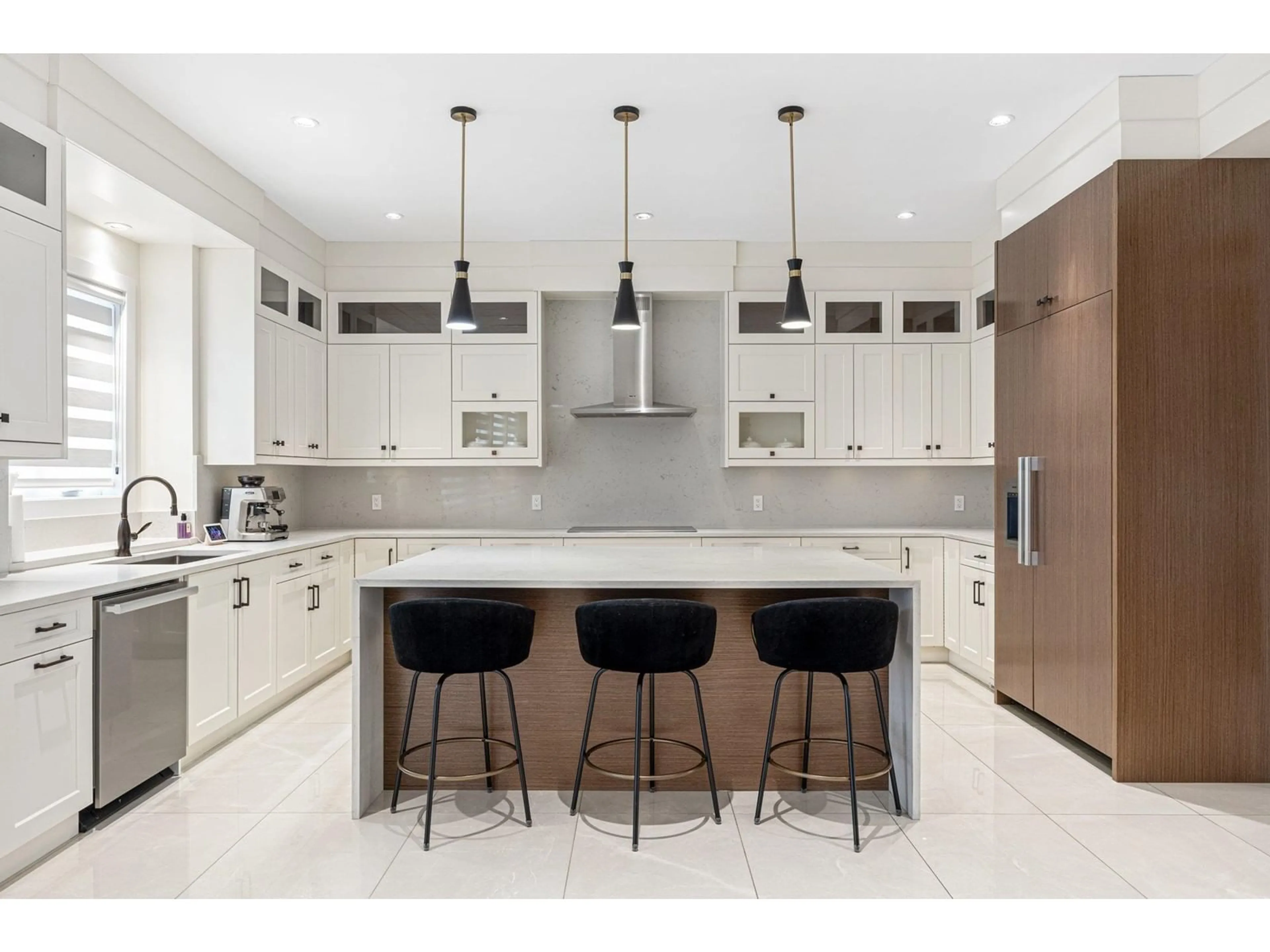 Contemporary kitchen, ceramic/tile floor for 14074 79, Surrey British Columbia V3W6A6