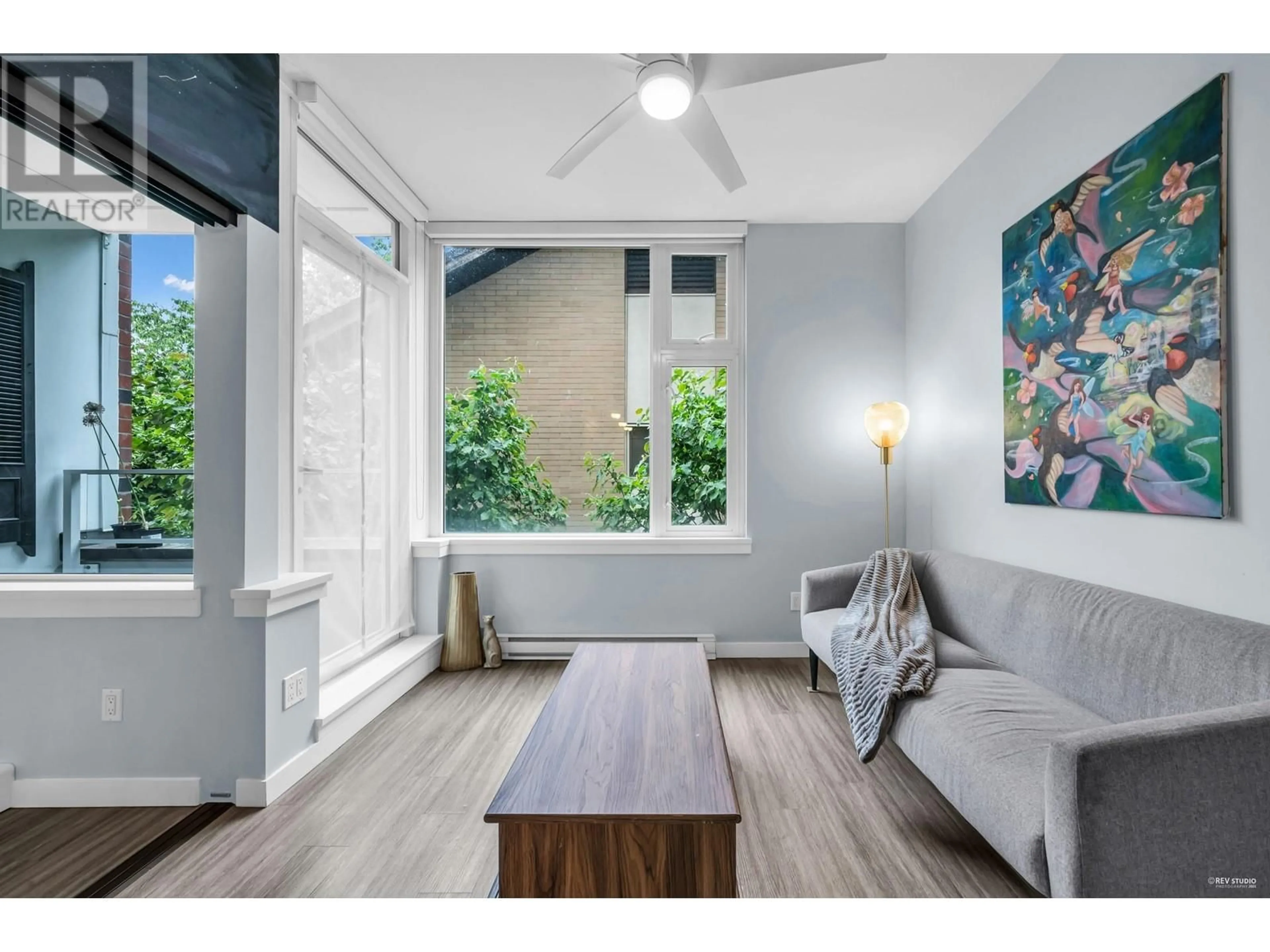 Unknown for 206 - 311 6TH AVENUE, Vancouver British Columbia V5T1J9