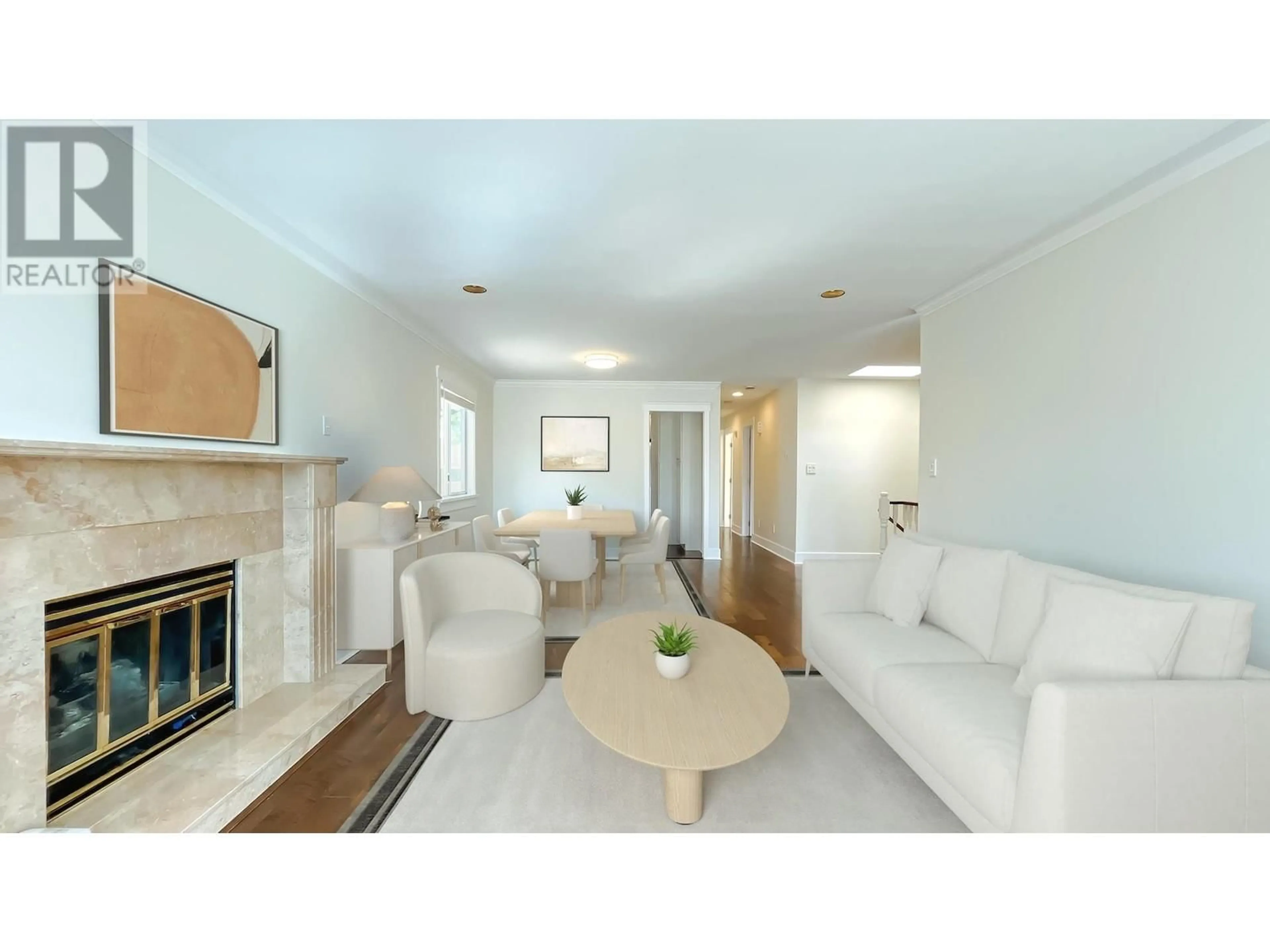 Living room with furniture, wood/laminate floor for 5076 SMITH AVENUE, Burnaby British Columbia V5G2W7