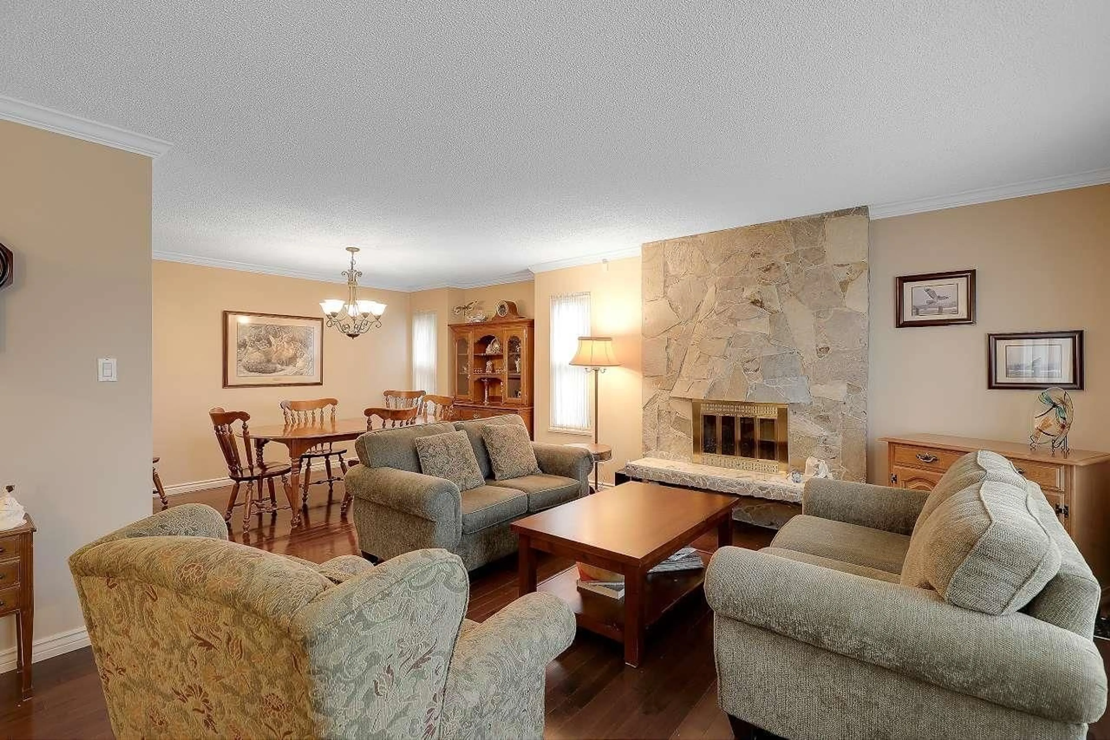 Living room with furniture, unknown for 11429 79A, Delta British Columbia V4C1V1