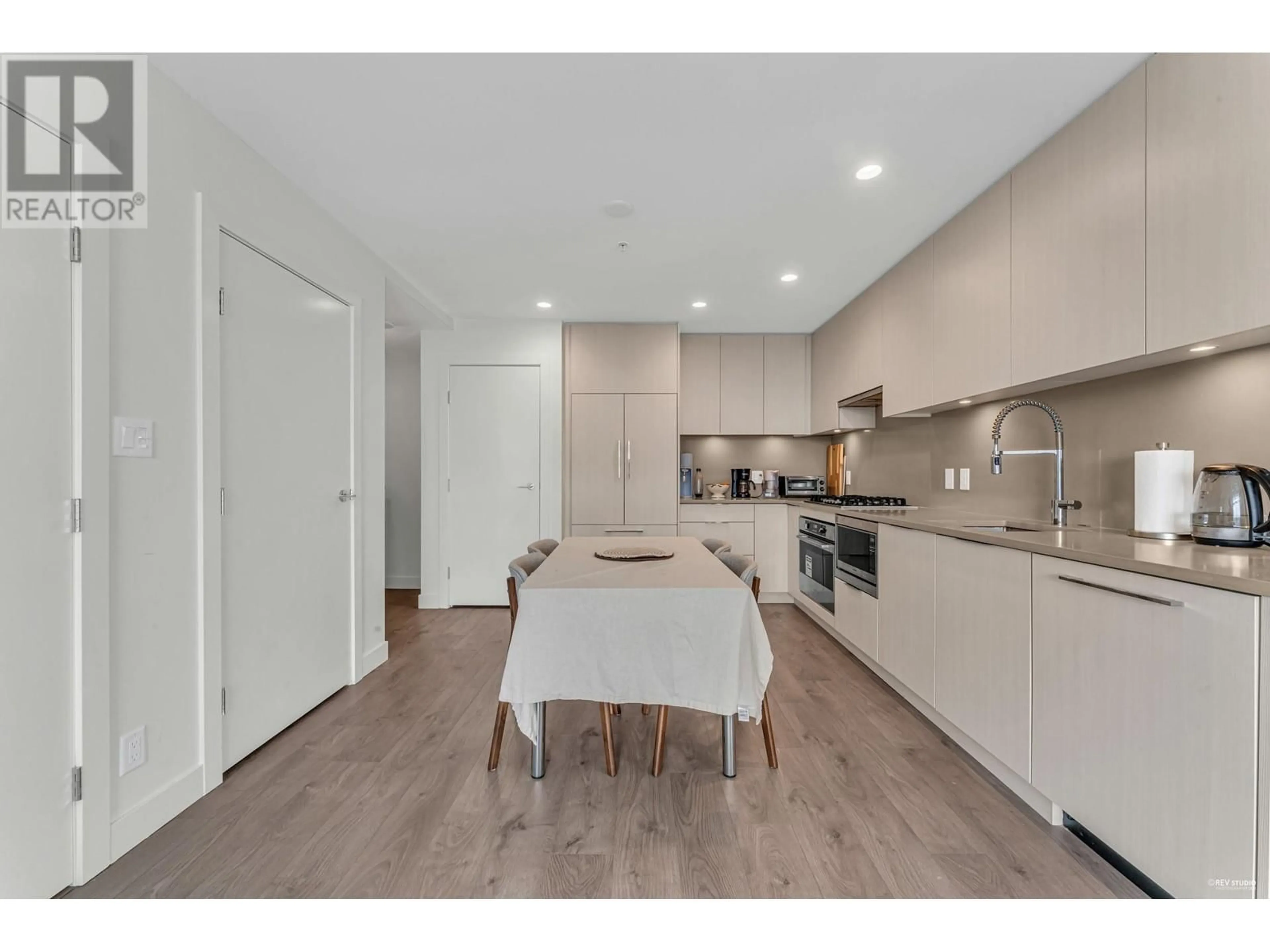 Open concept kitchen, unknown for 1704 - 4465 JUNEAU STREET, Burnaby British Columbia V5C0L8